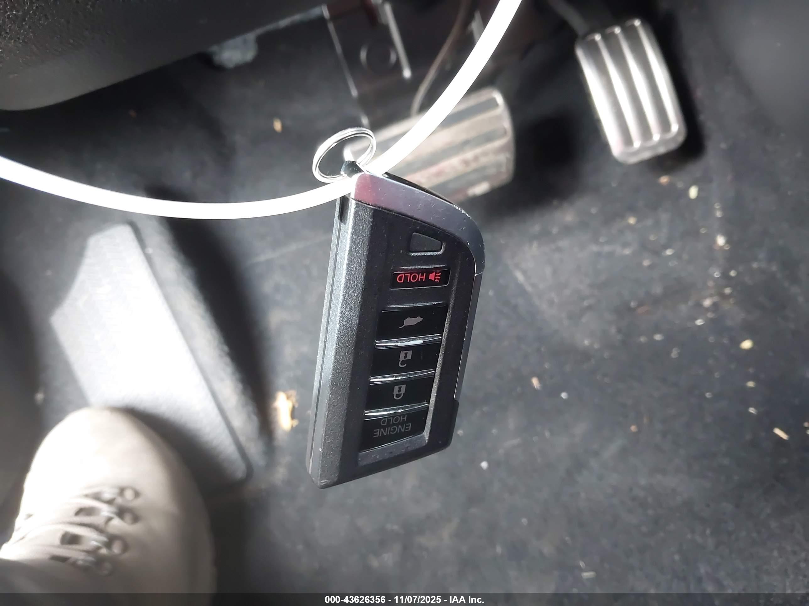 ACURA INTEGRA image 11