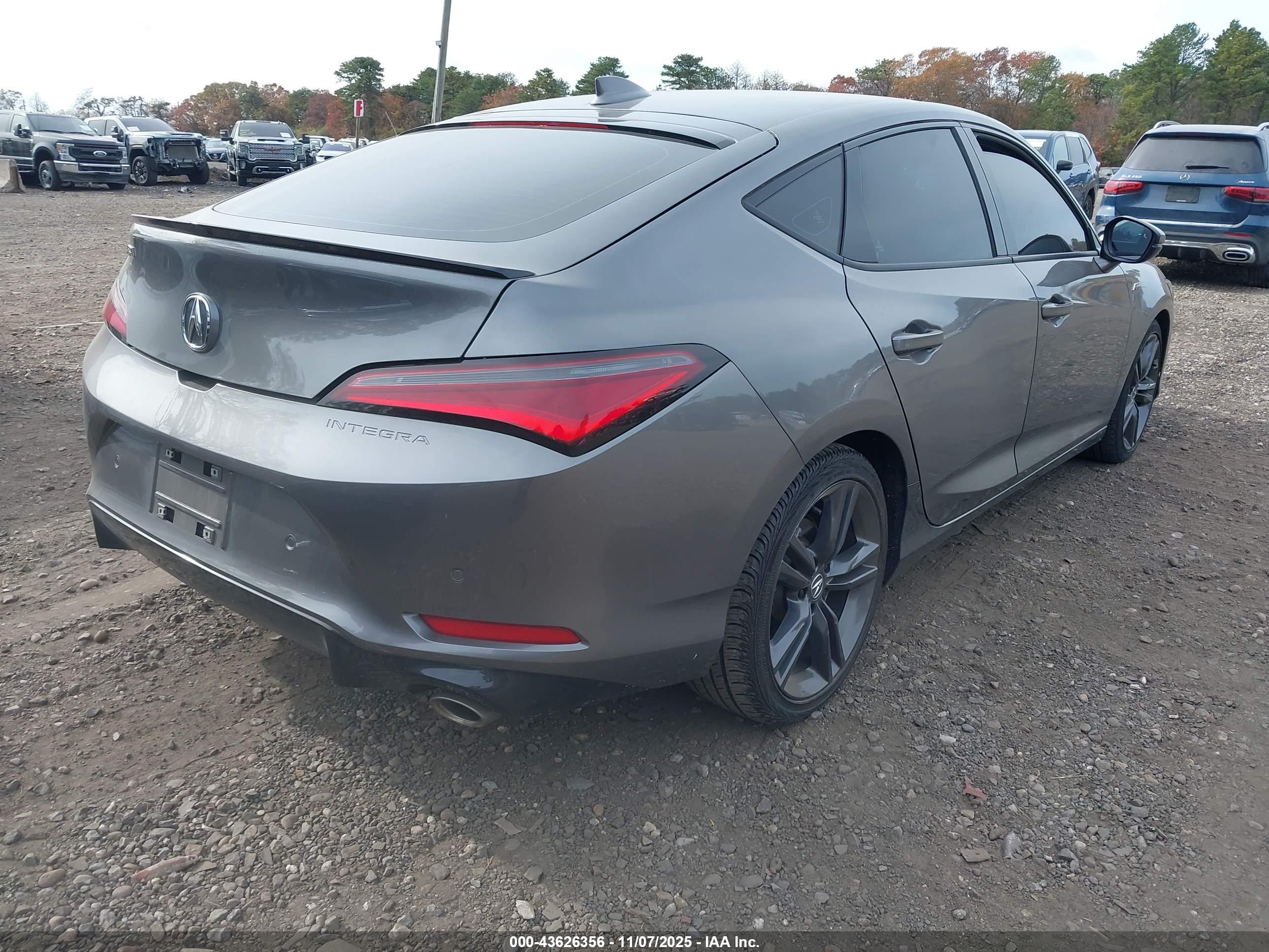 ACURA INTEGRA image 4