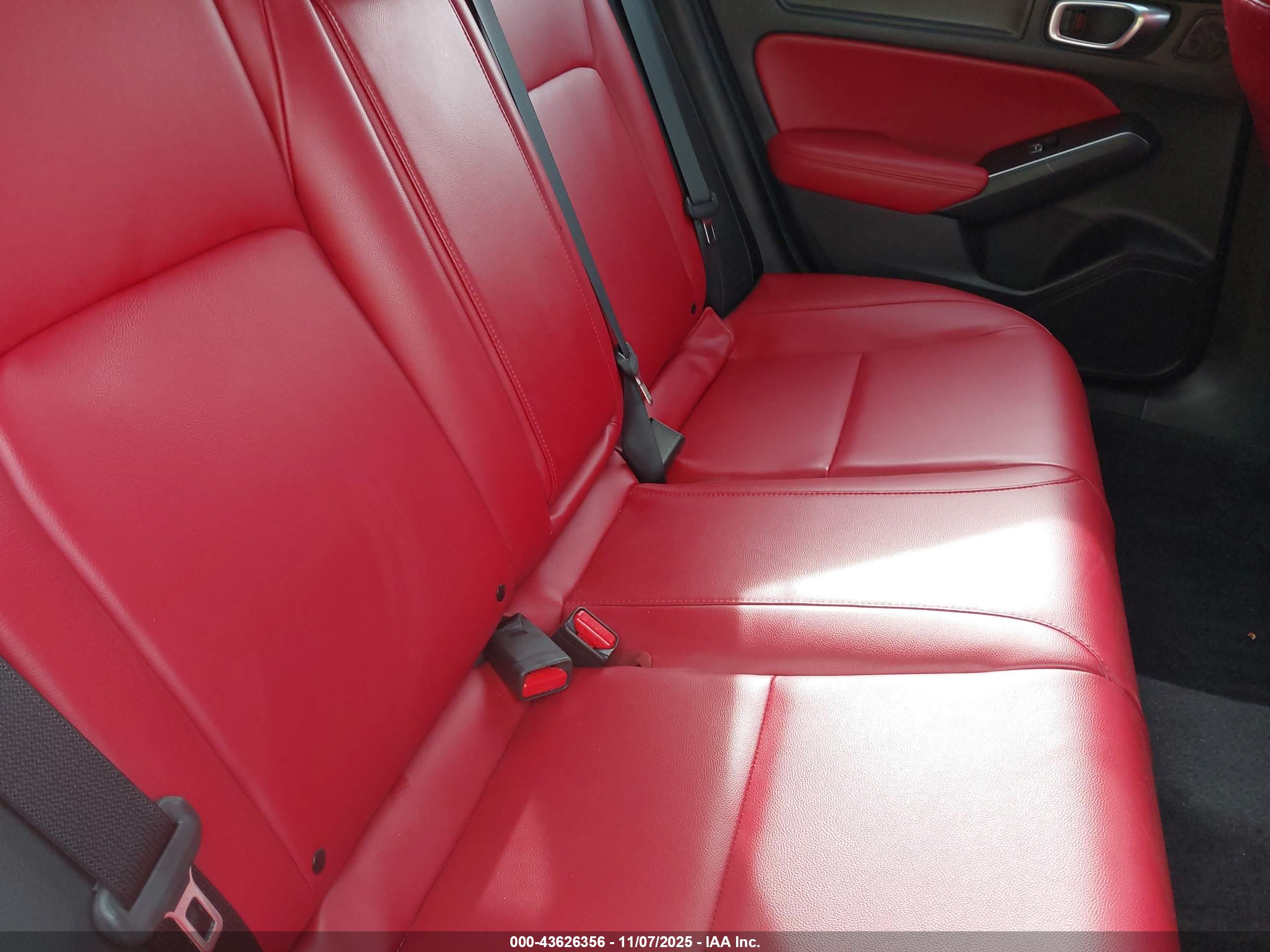 ACURA INTEGRA image 8