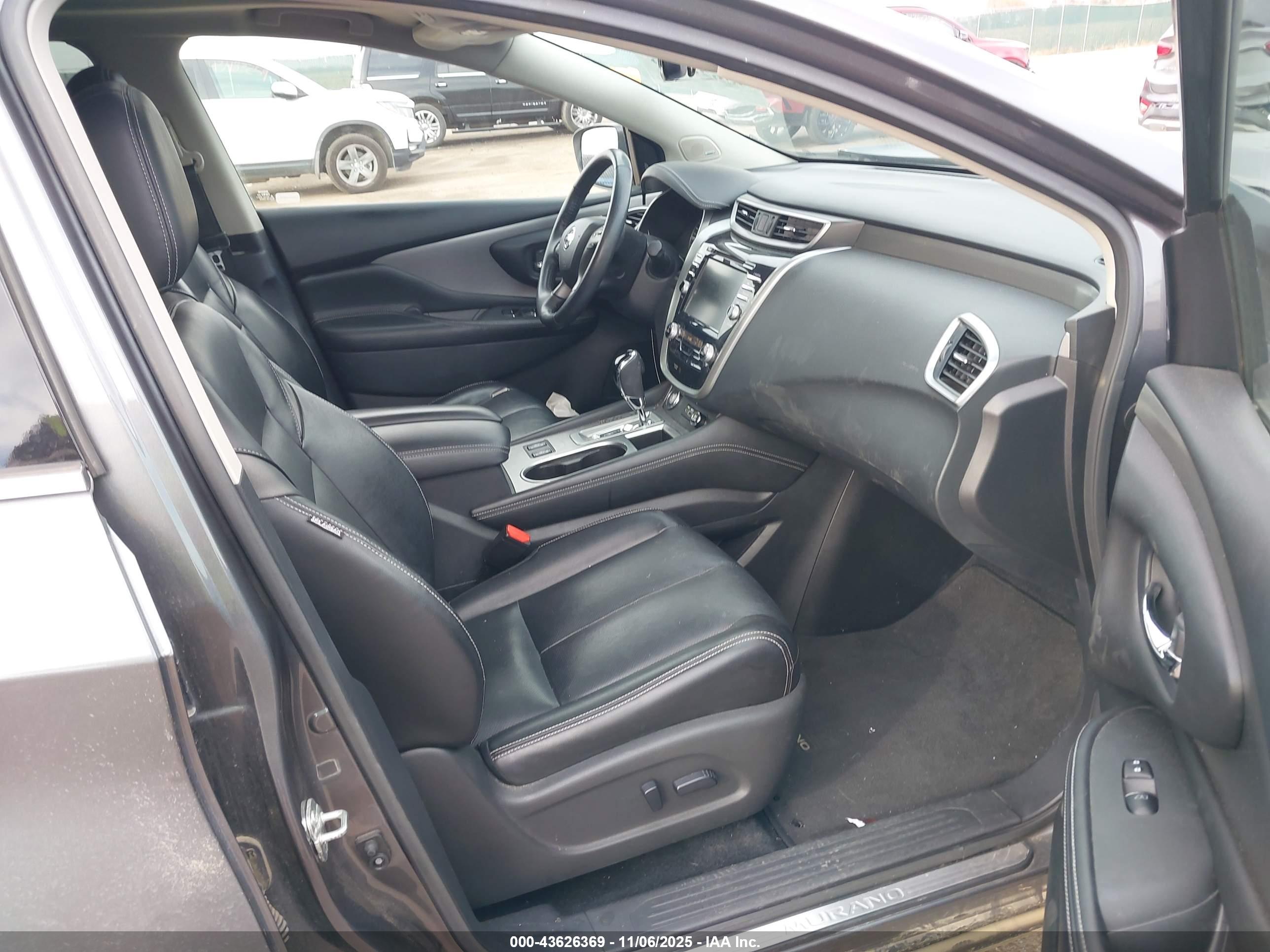 NISSAN MURANO image 5