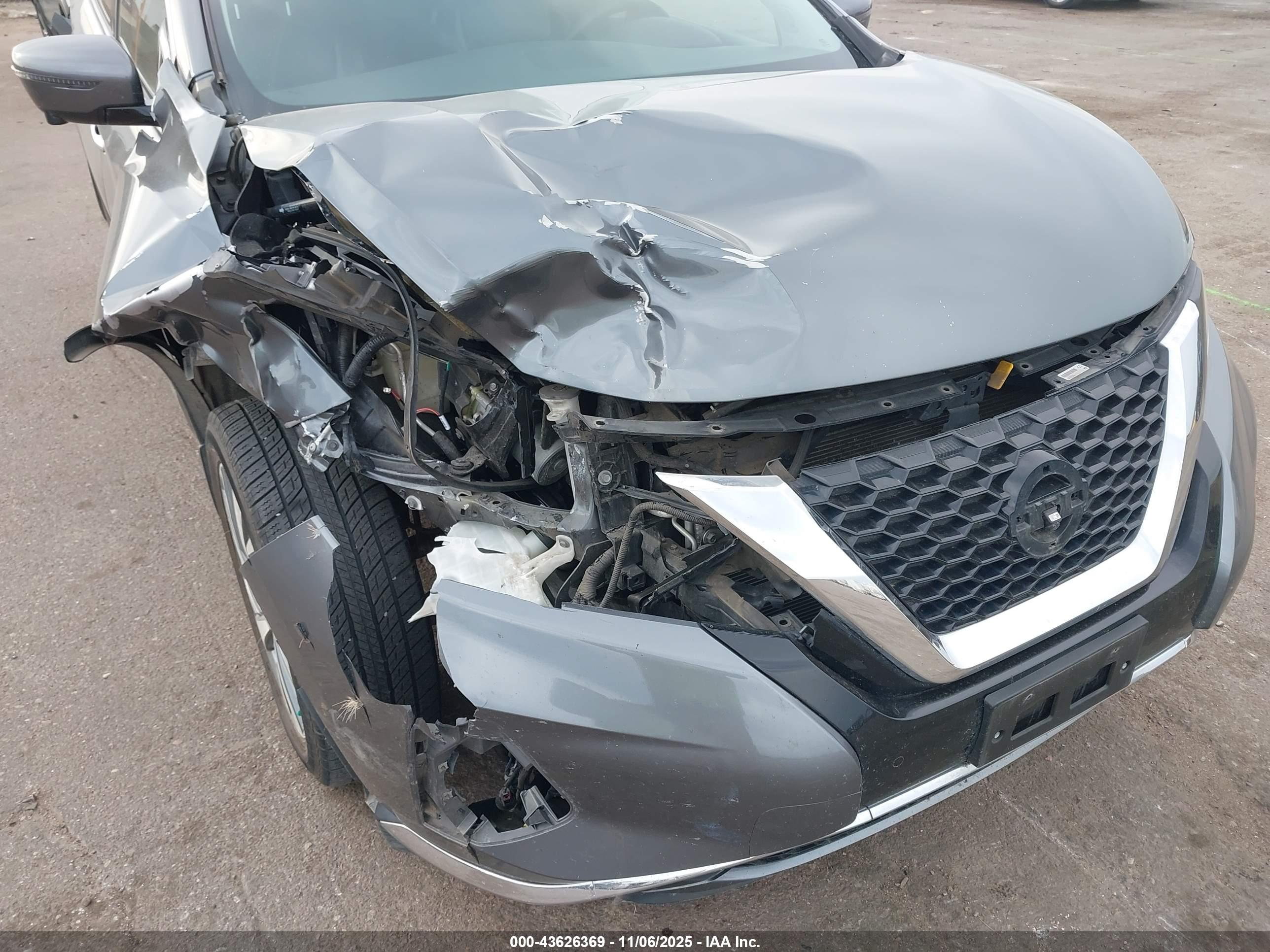 NISSAN MURANO image 6
