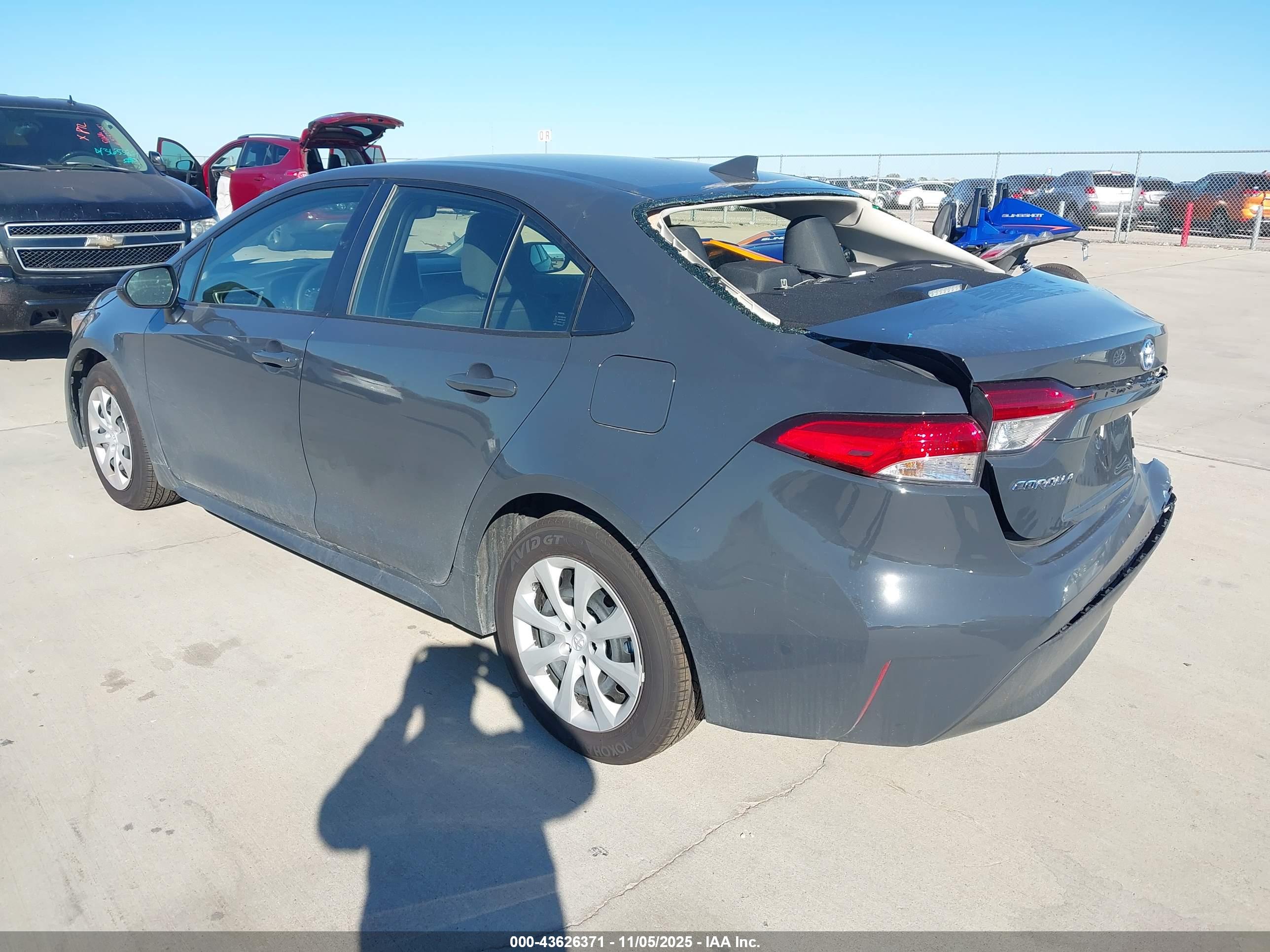 TOYOTA COROLLA image 3