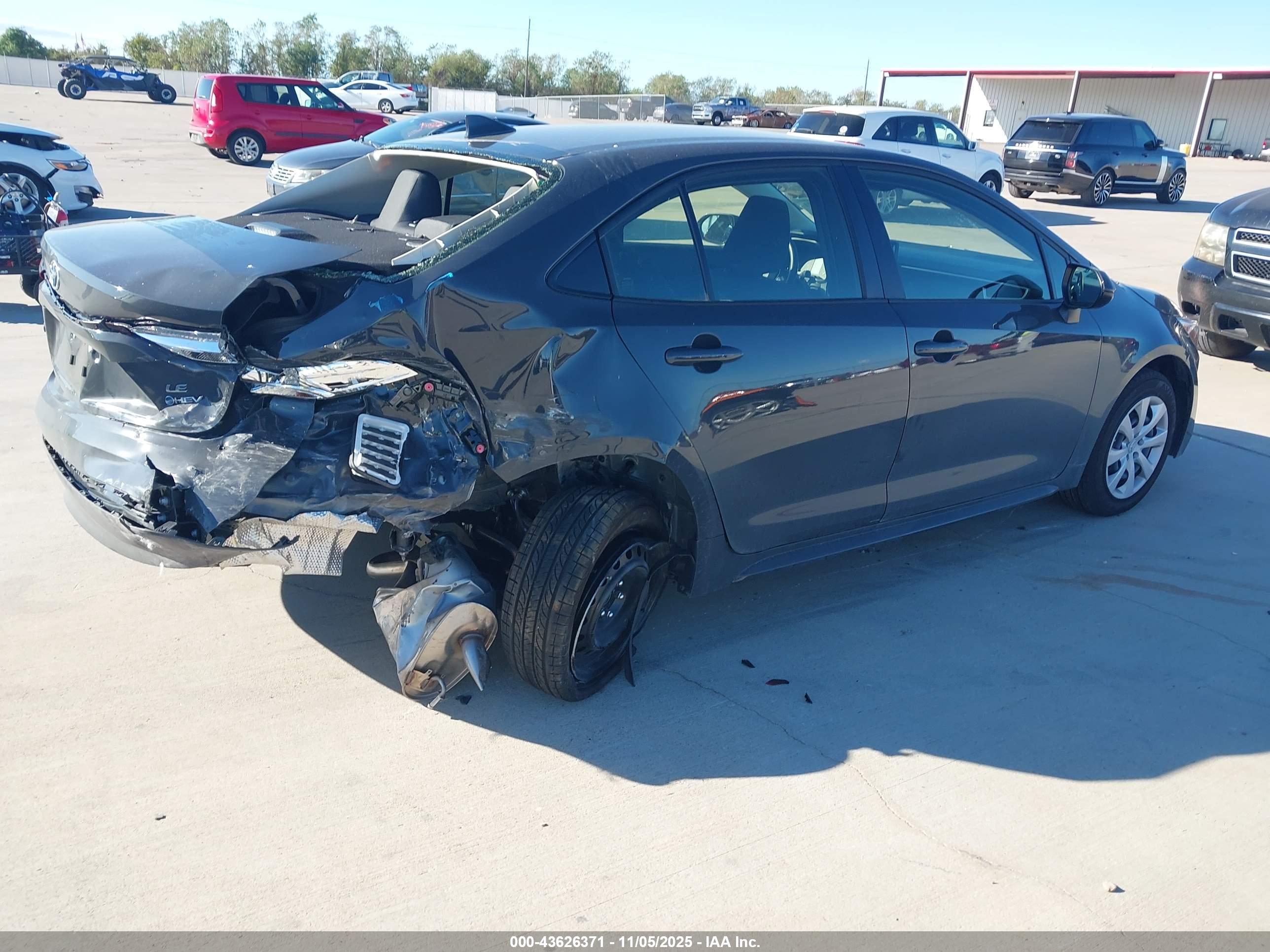 TOYOTA COROLLA image 4