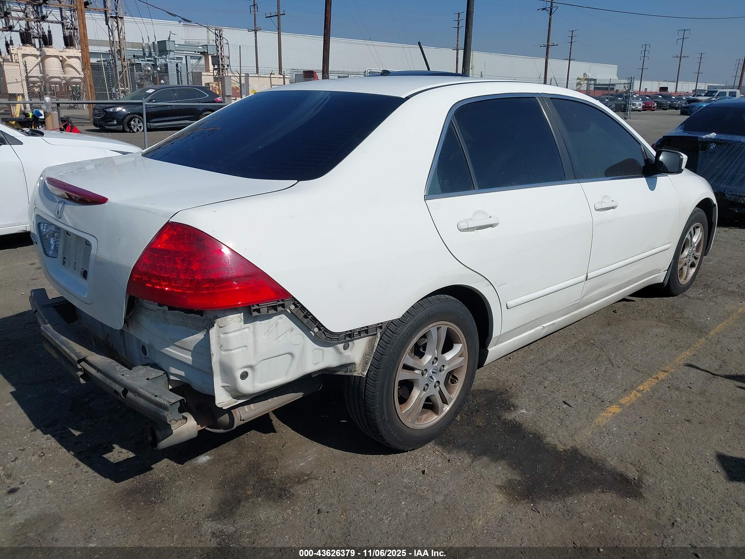 HONDA ACCORD image 4