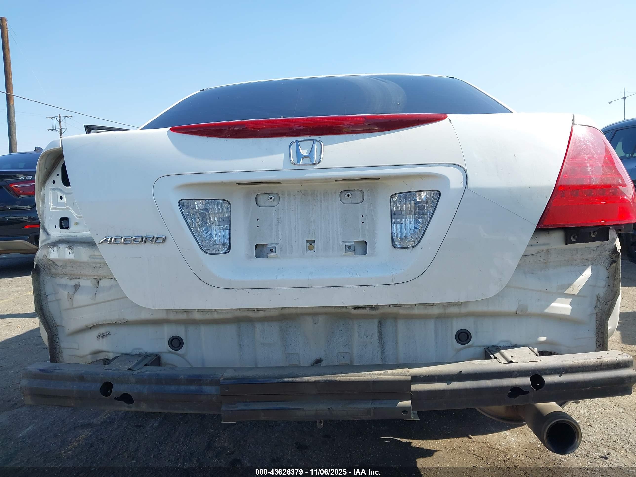 HONDA ACCORD image 6