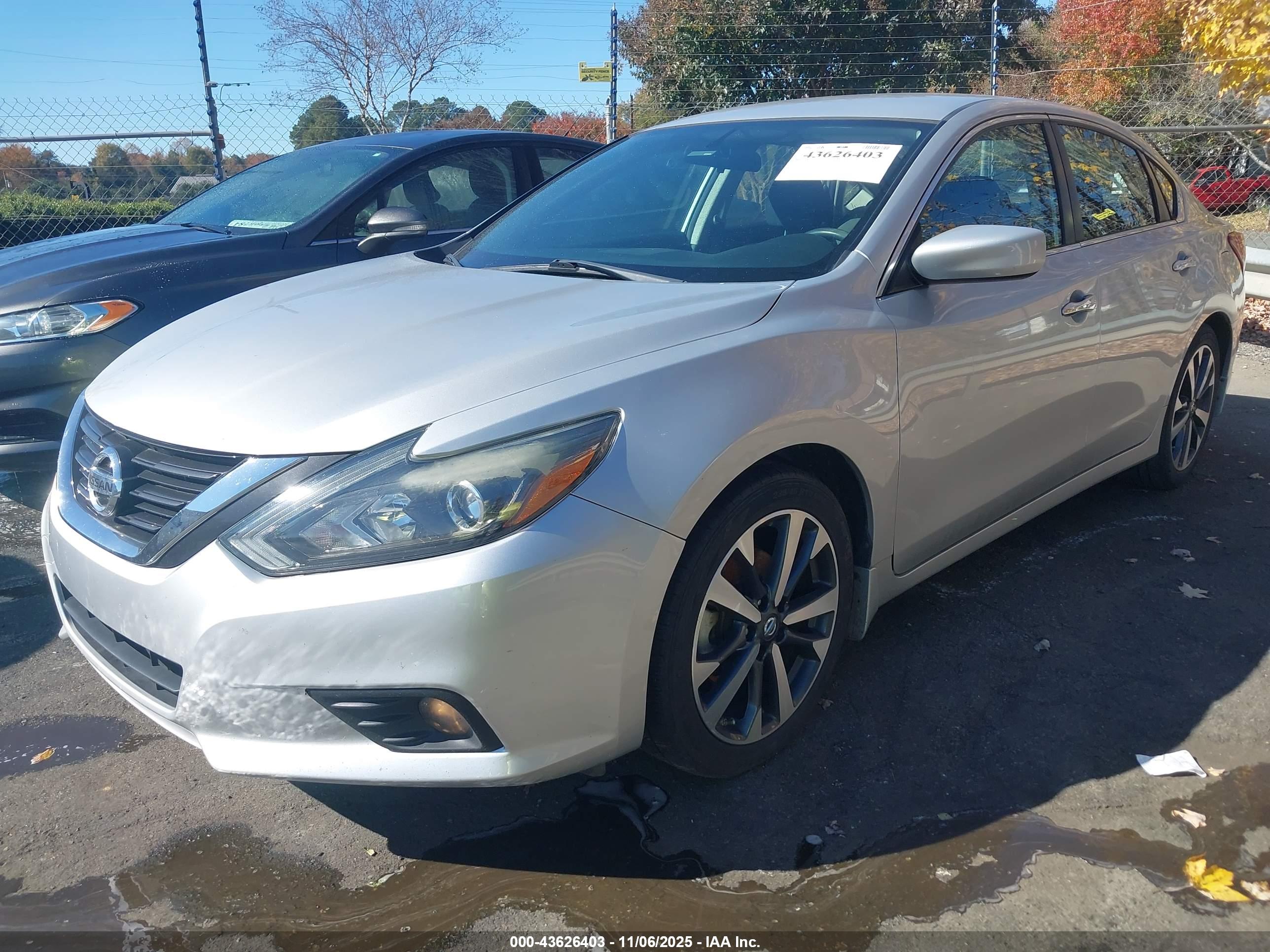 NISSAN ALTIMA image 6