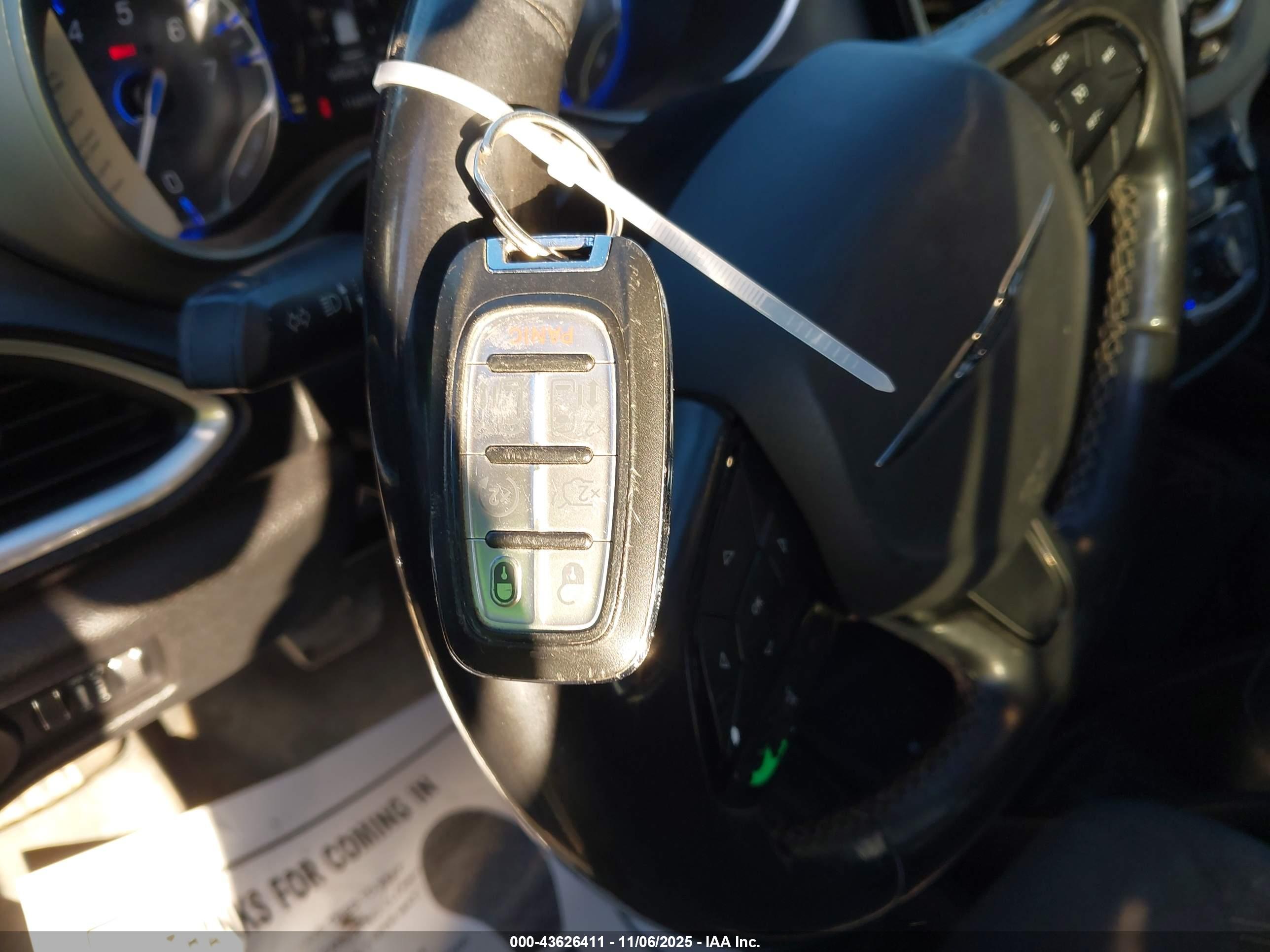 CHRYSLER PACIFICA image 11