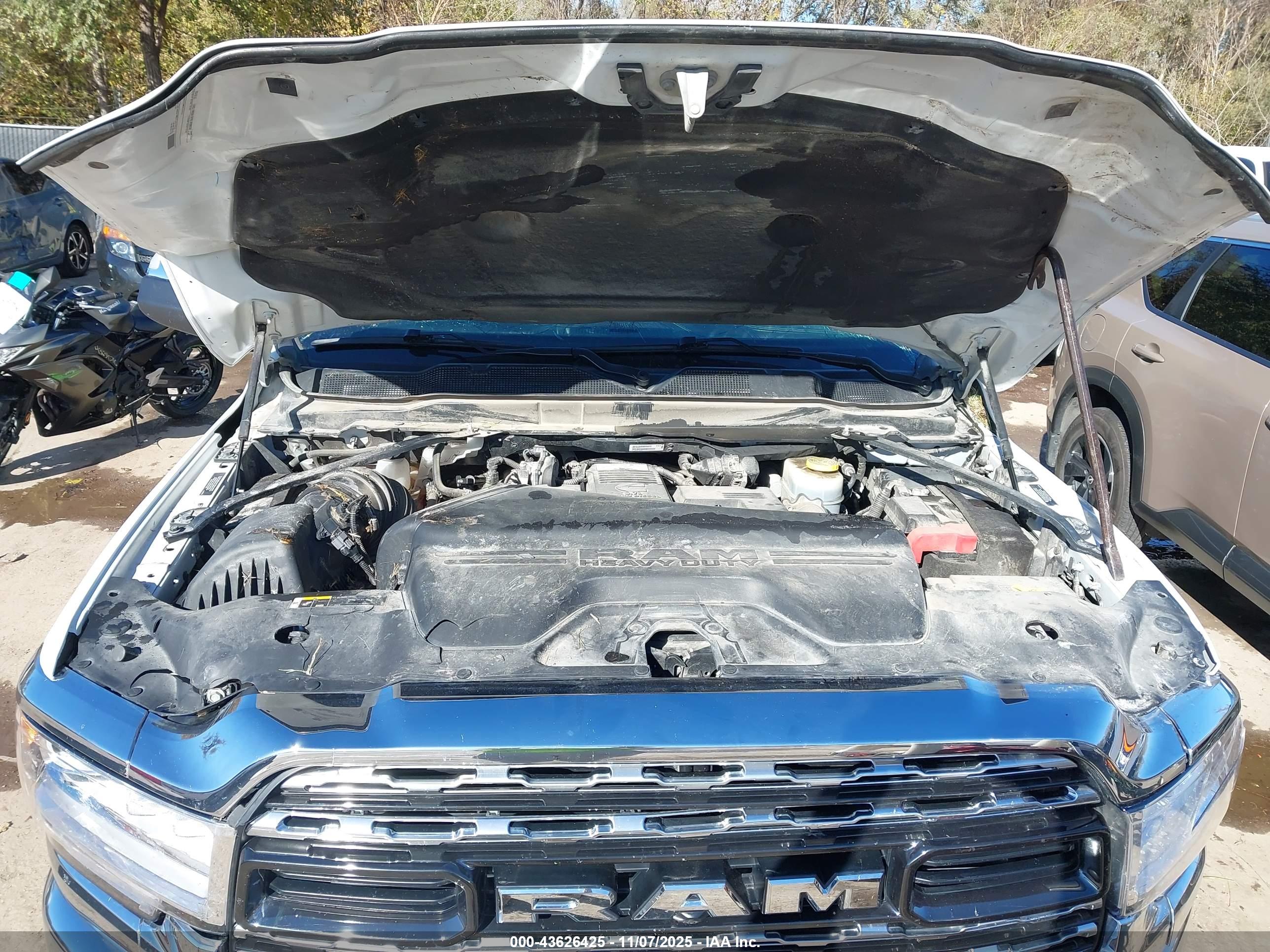 RAM 2500 image 10