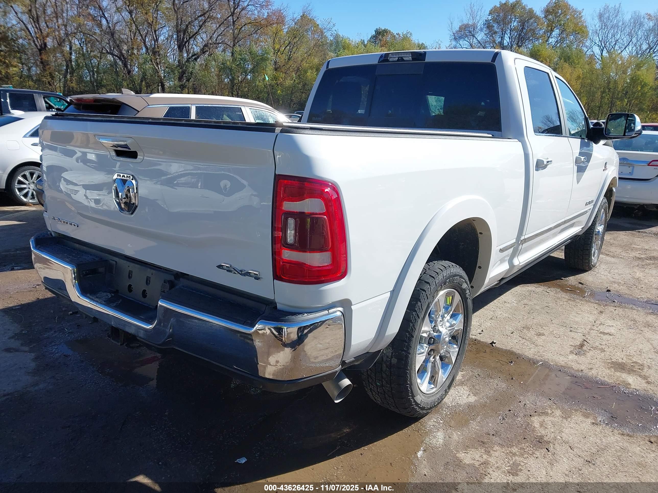 RAM 2500 image 4