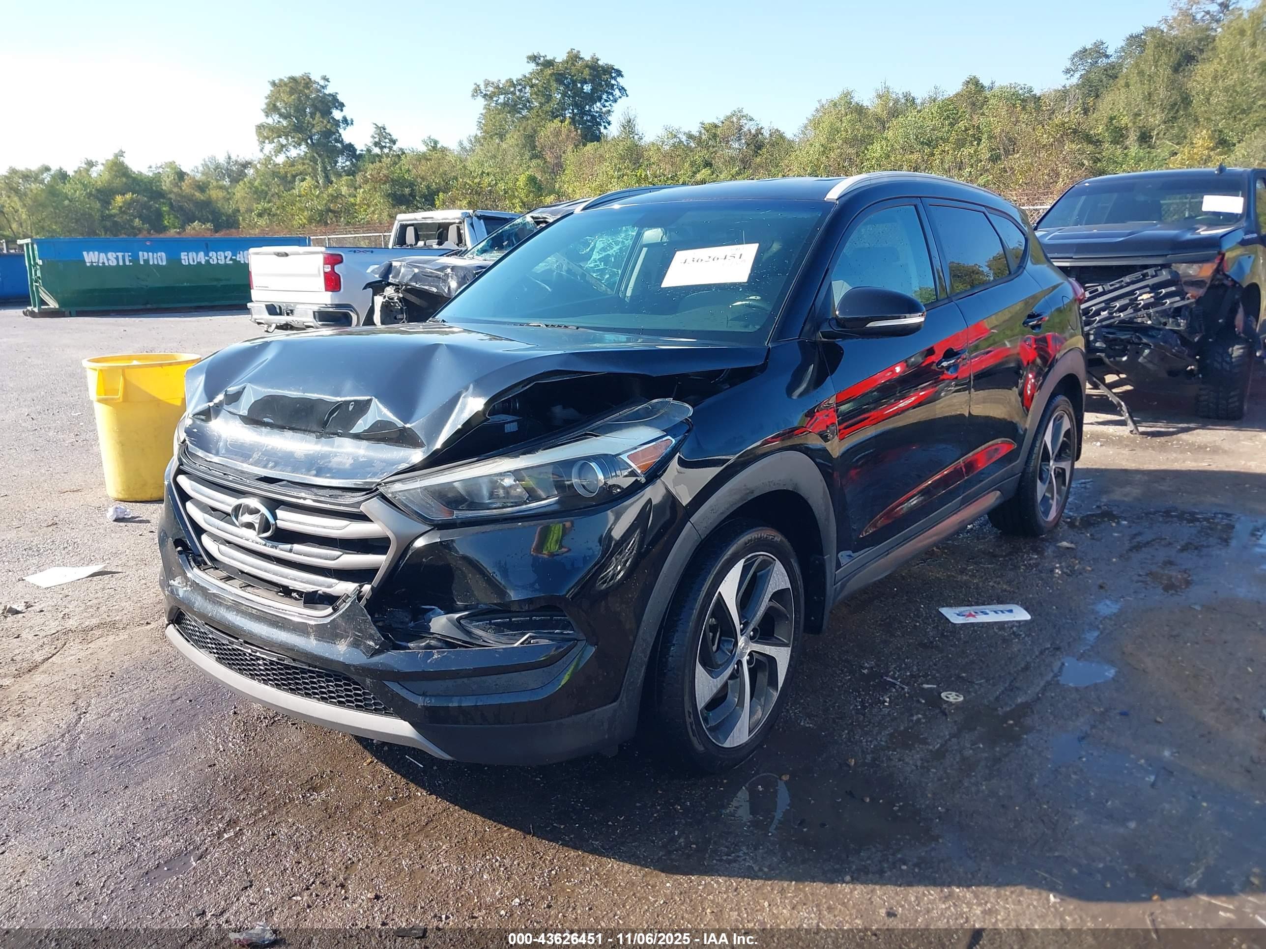 HYUNDAI TUCSON image 2