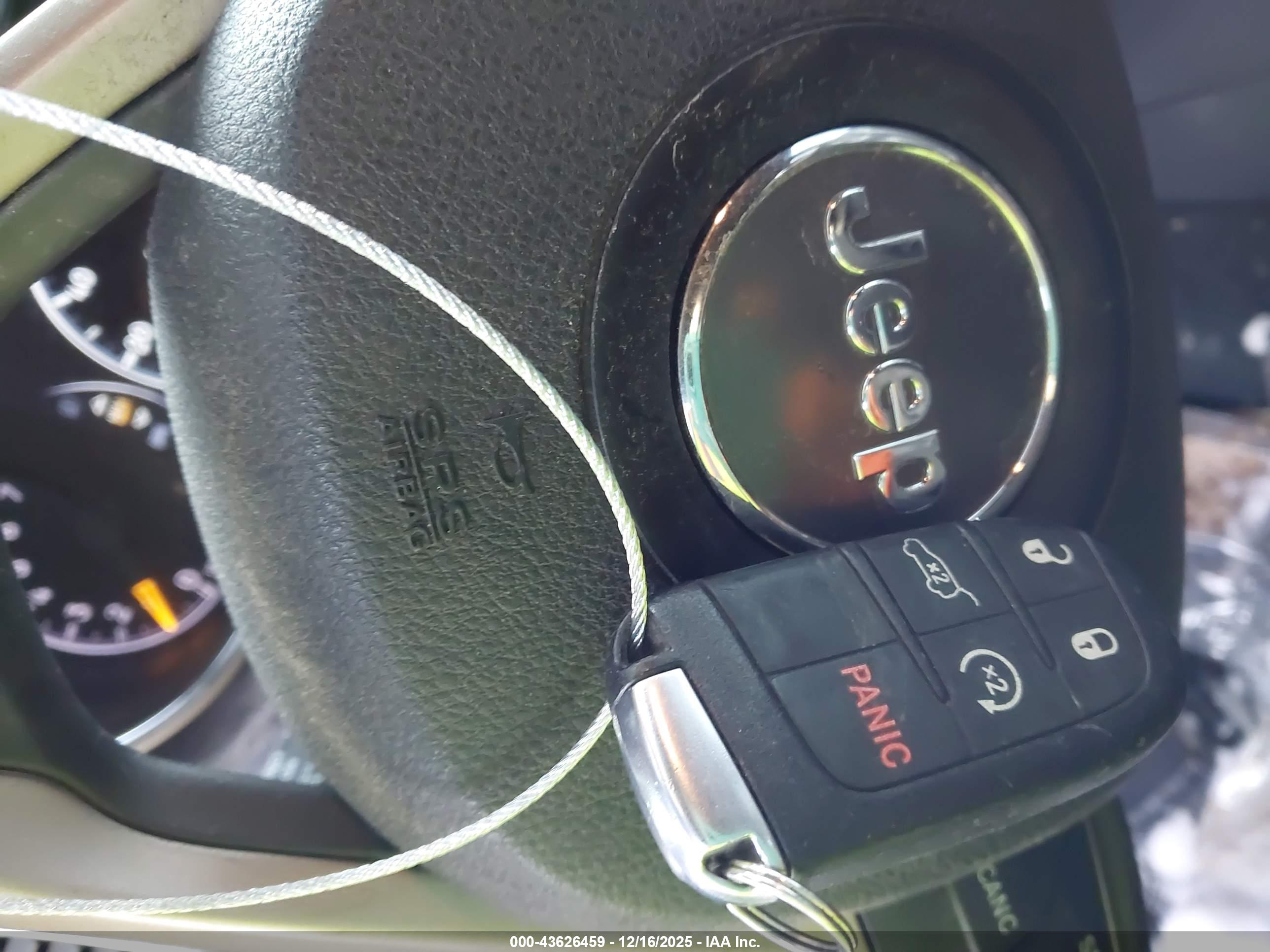 JEEP GRAND image 11