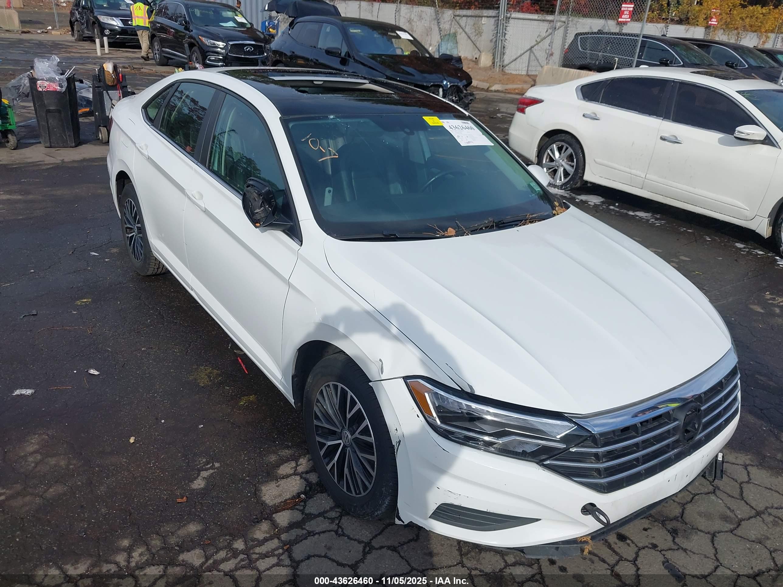 VOLKSWAGEN JETTA image 6
