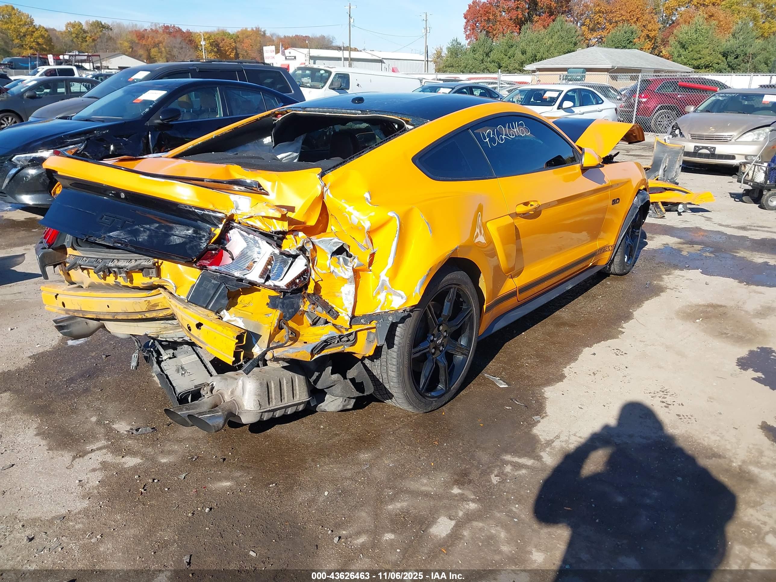 FORD MUSTANG image 4