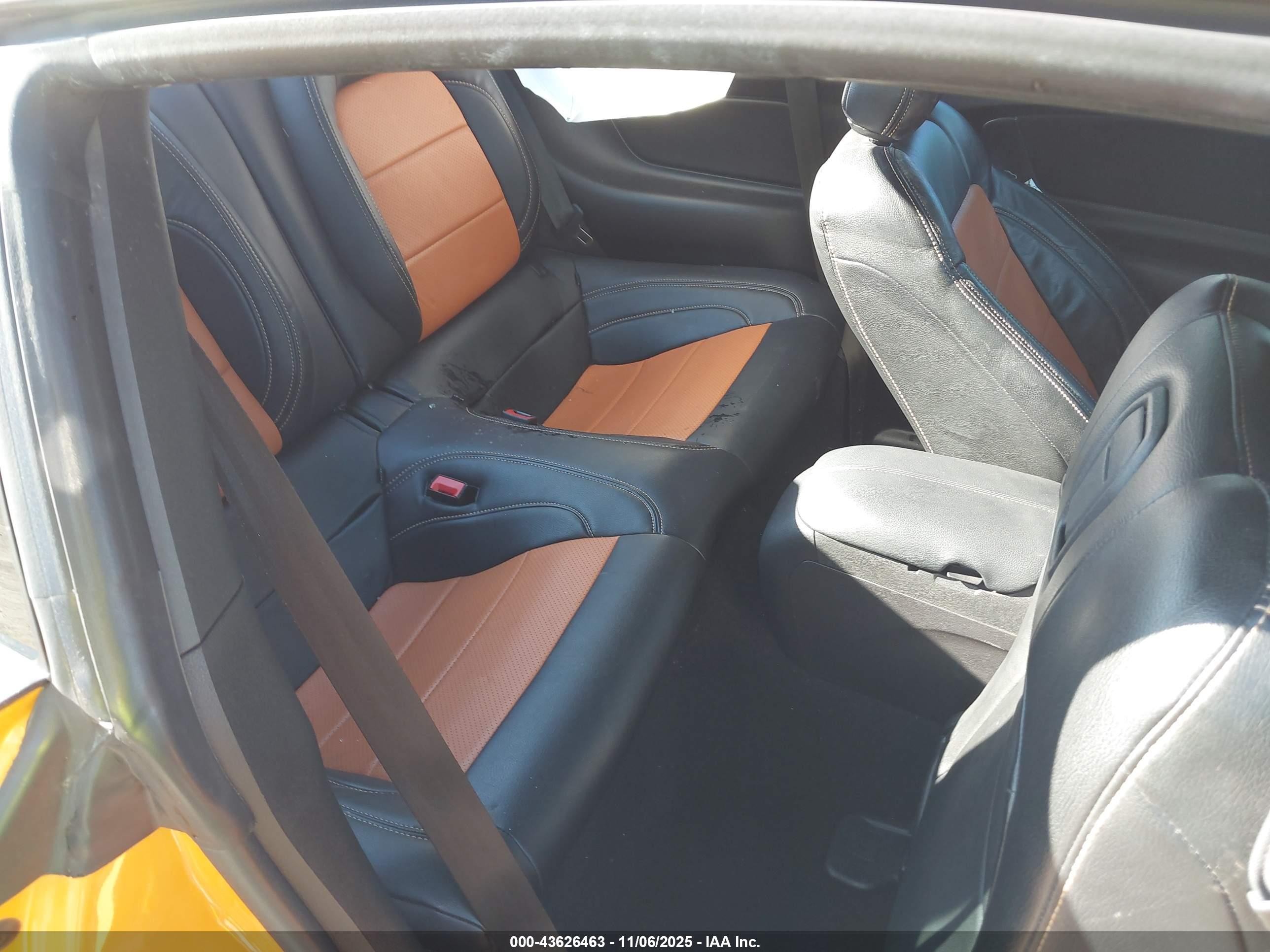 FORD MUSTANG image 8