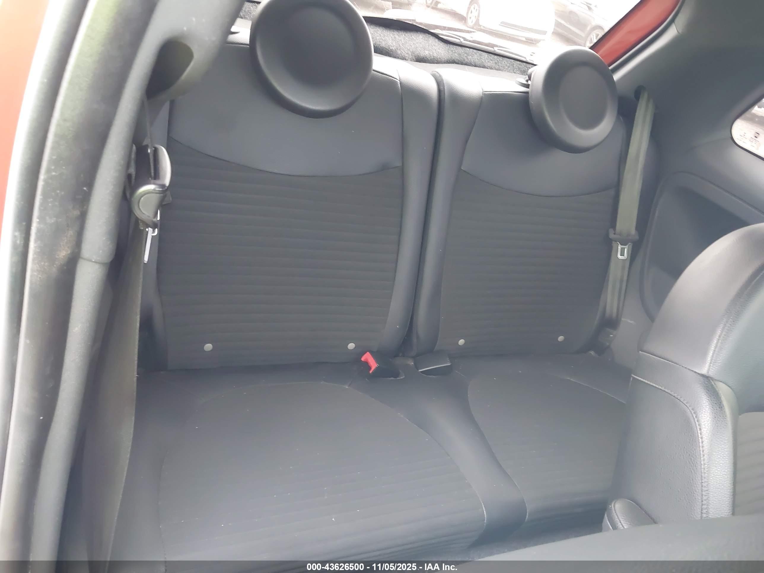 FIAT 500 image 8