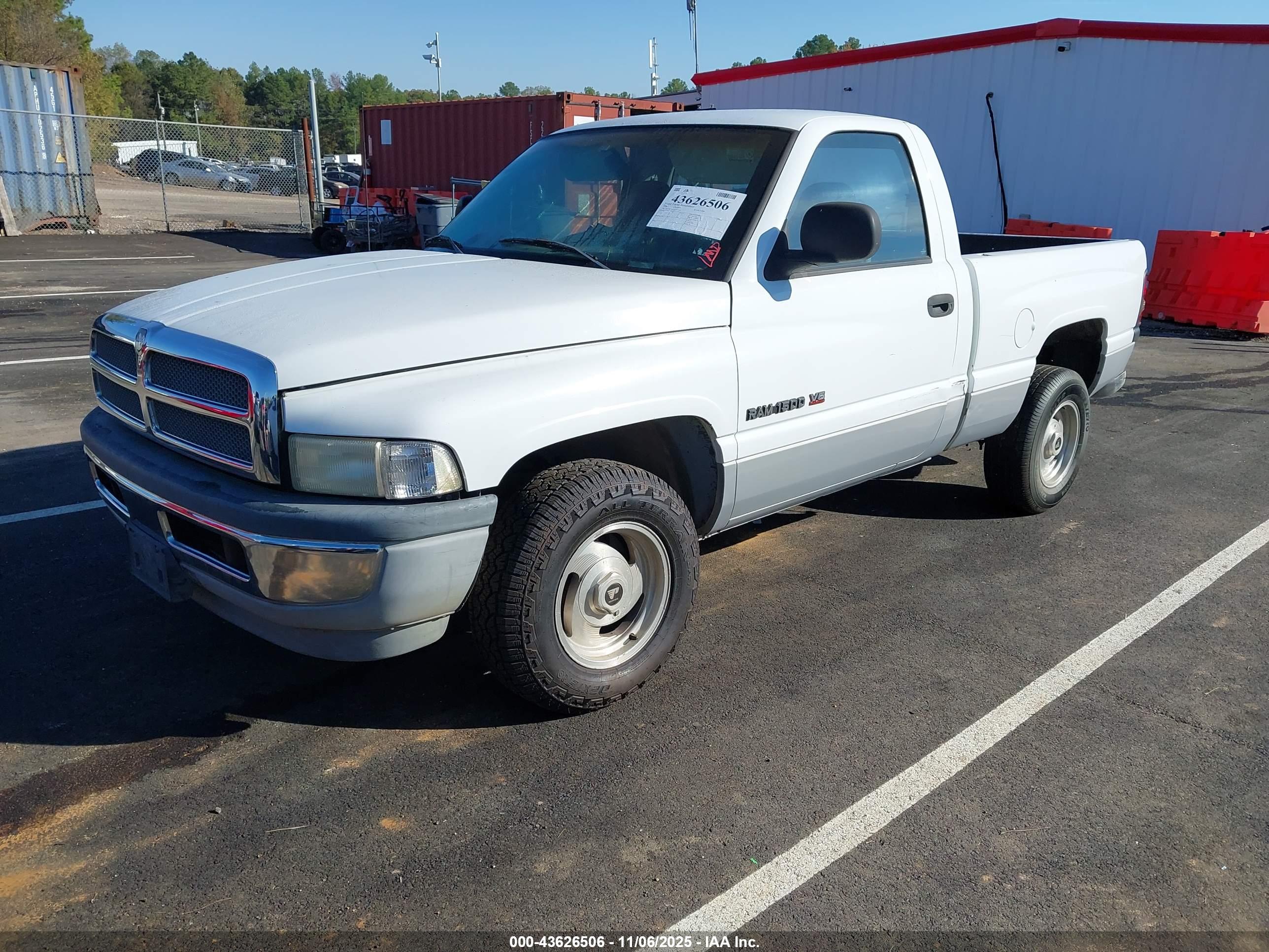 DODGE RAM image 2