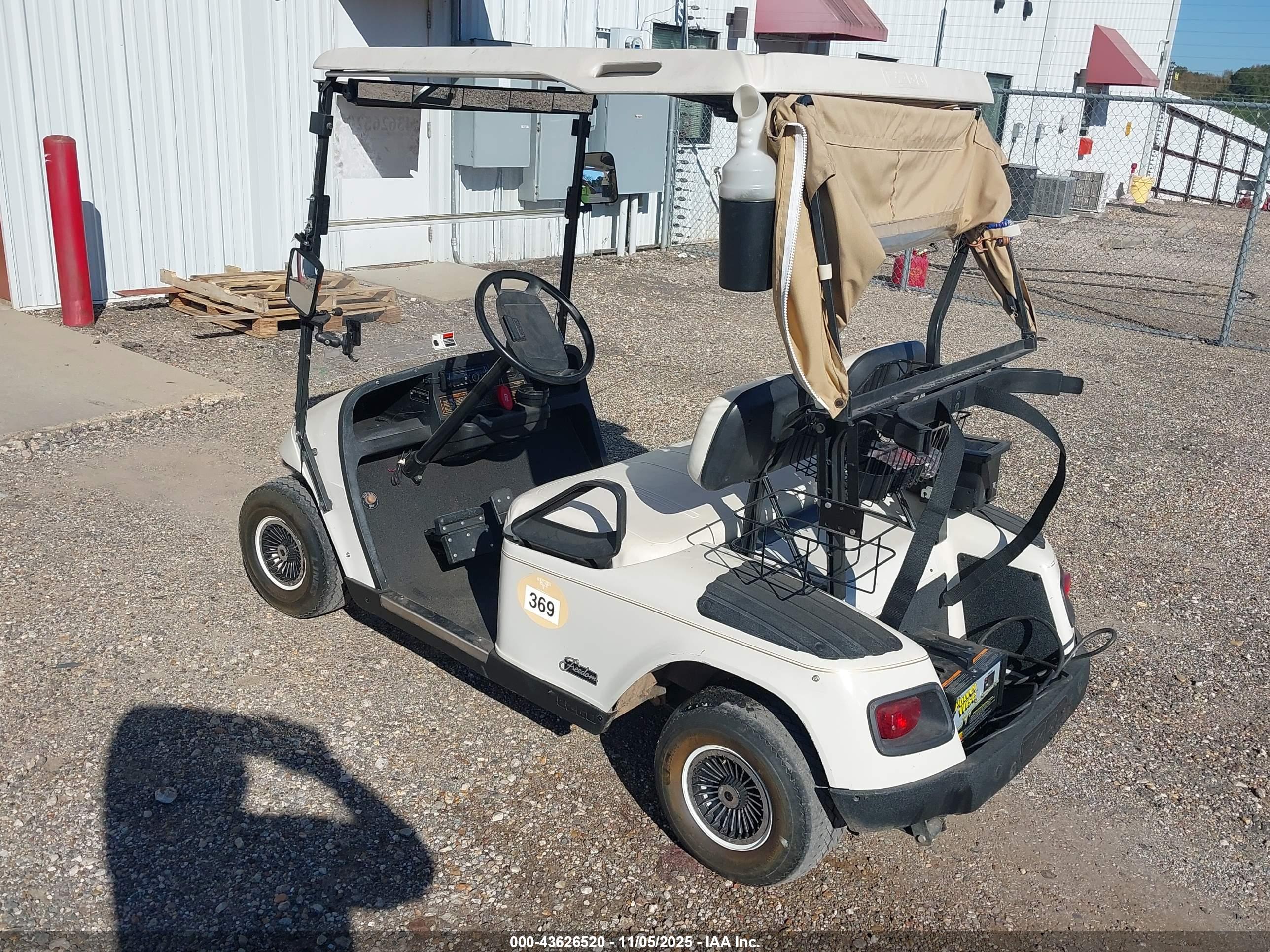 EZGO GOLF image 3