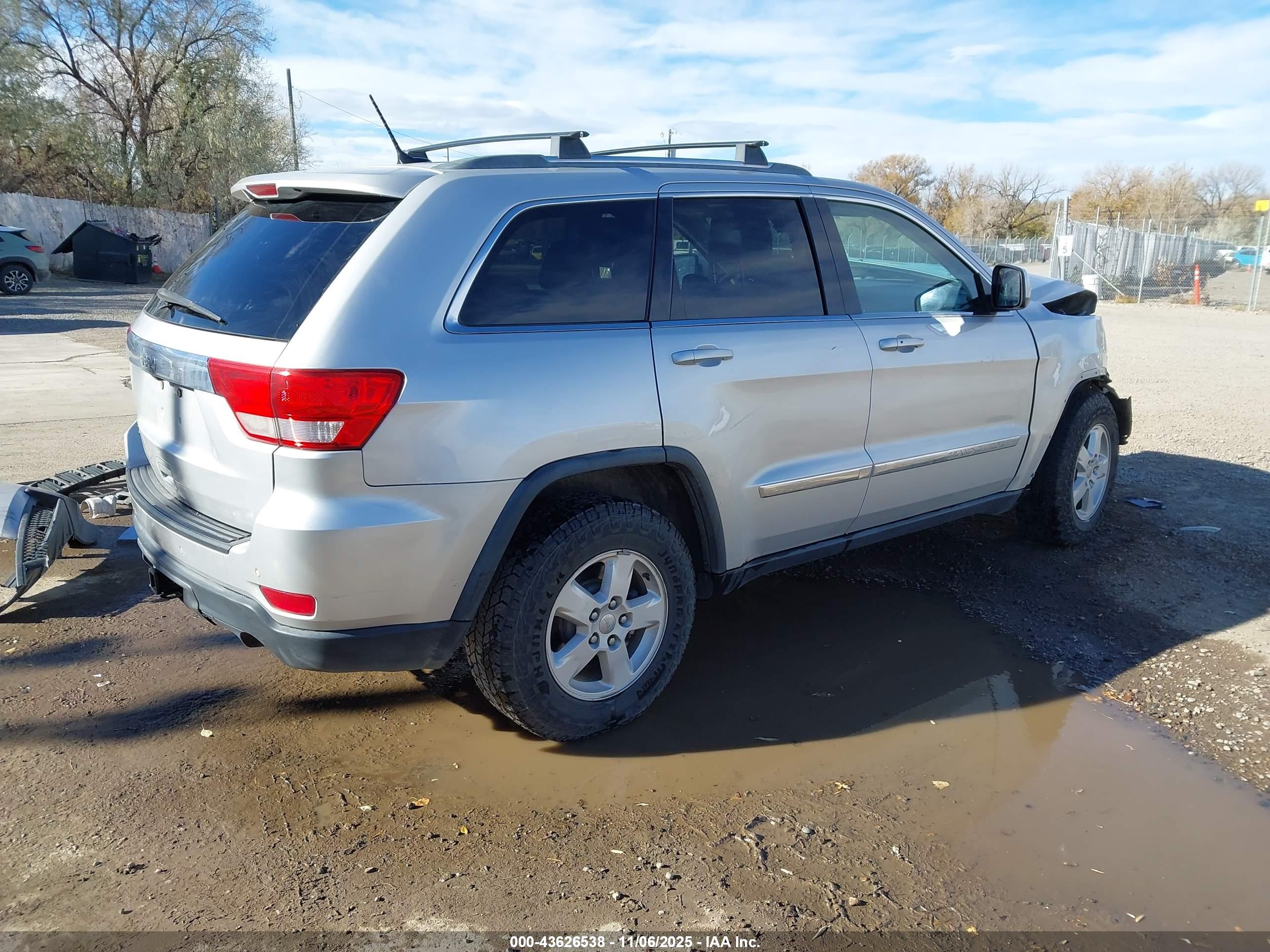 JEEP GRAND image 4