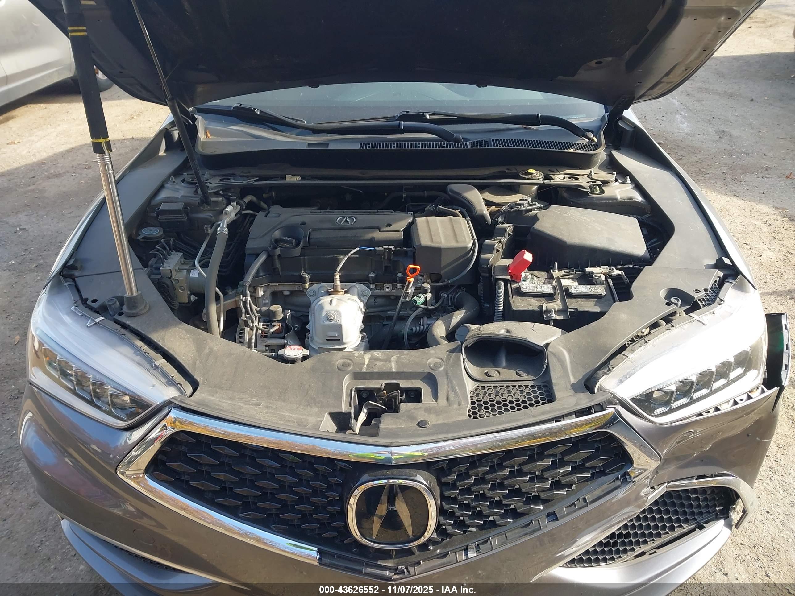ACURA TLX image 10