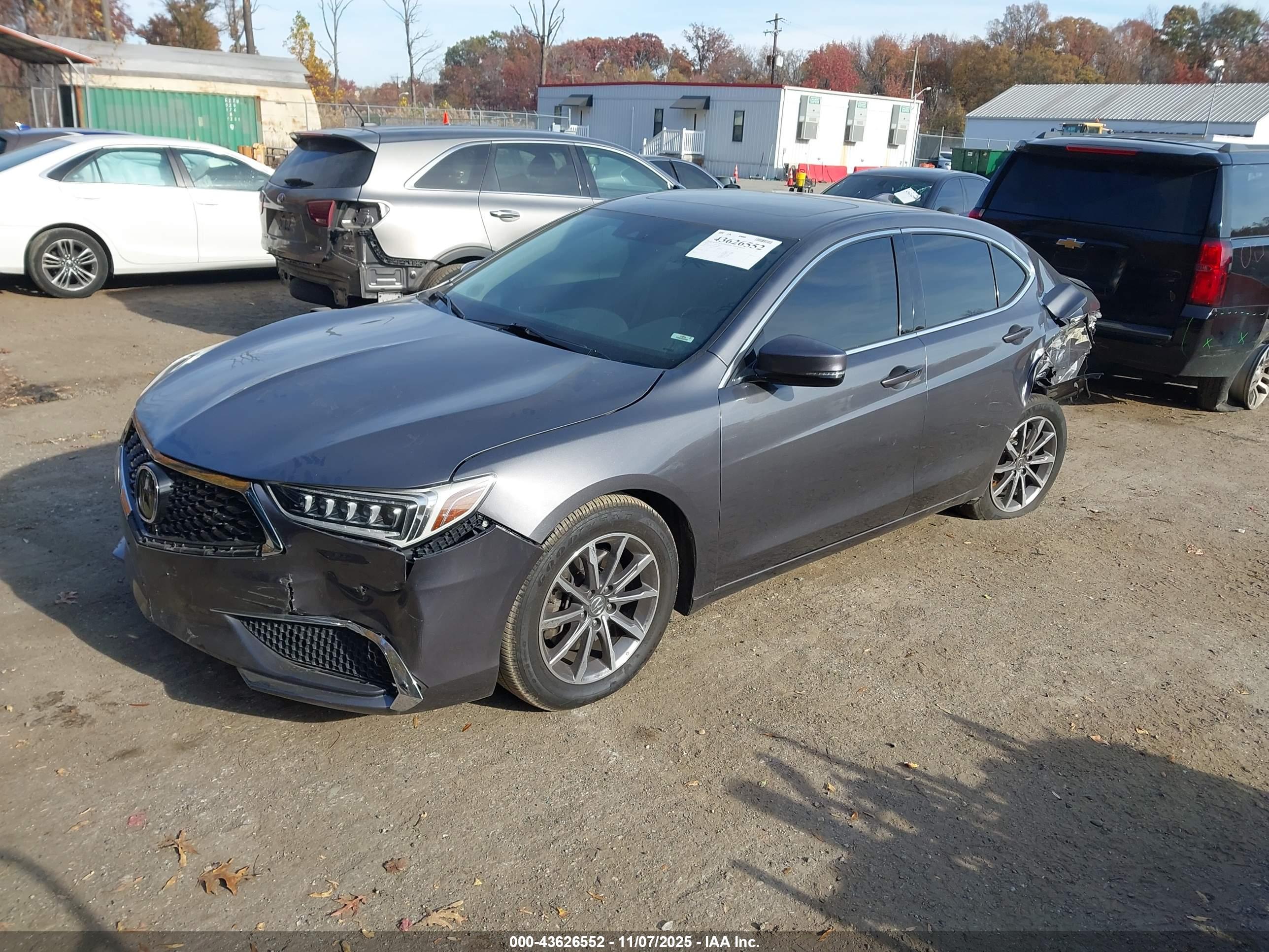 ACURA TLX image 2