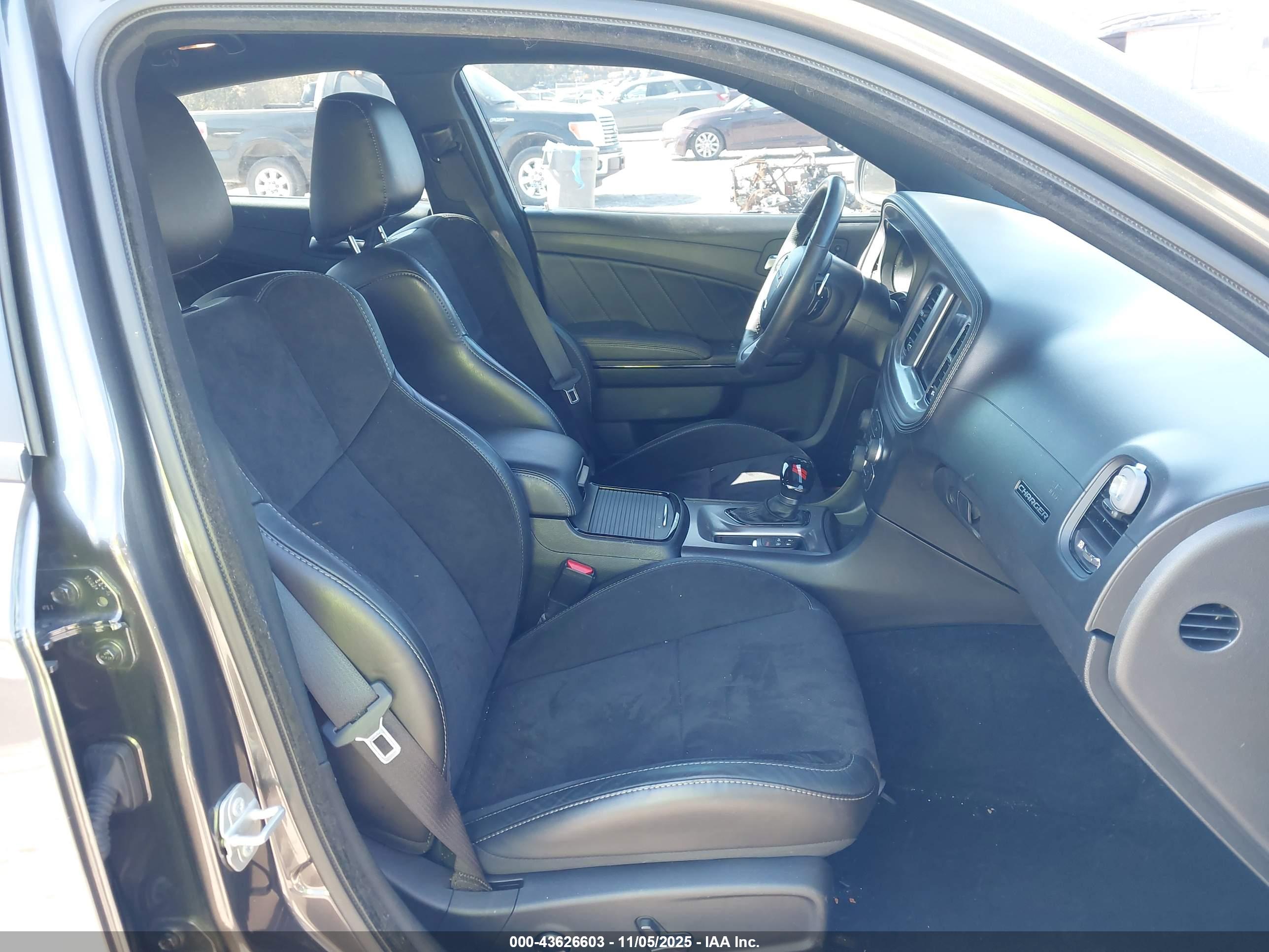 DODGE CHARGER image 5
