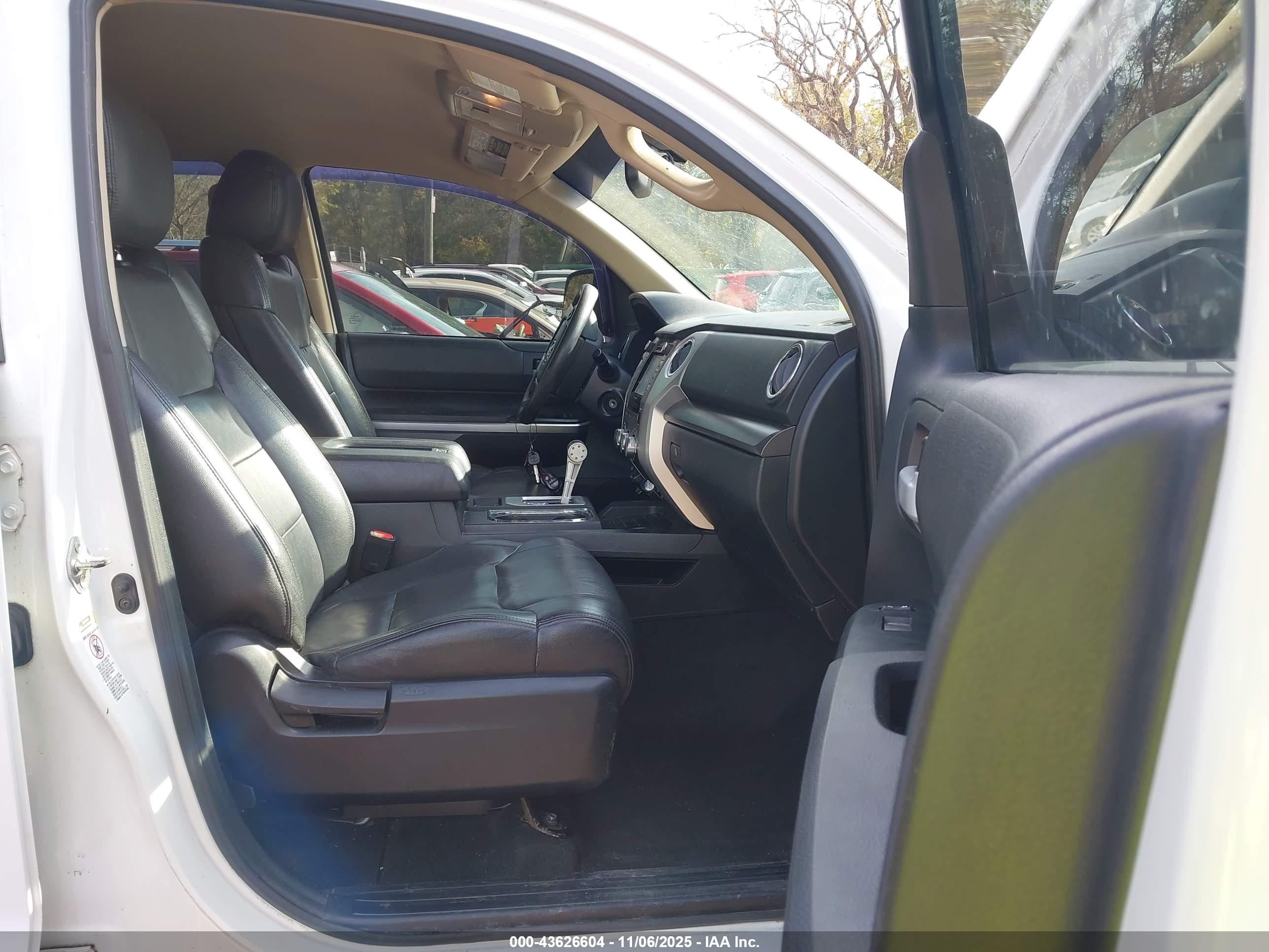 TOYOTA TUNDRA image 5