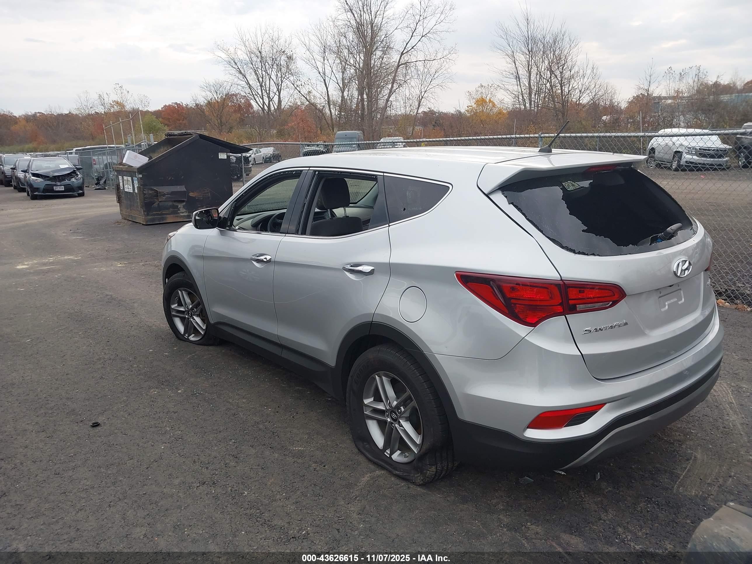 HYUNDAI SANTA image 3