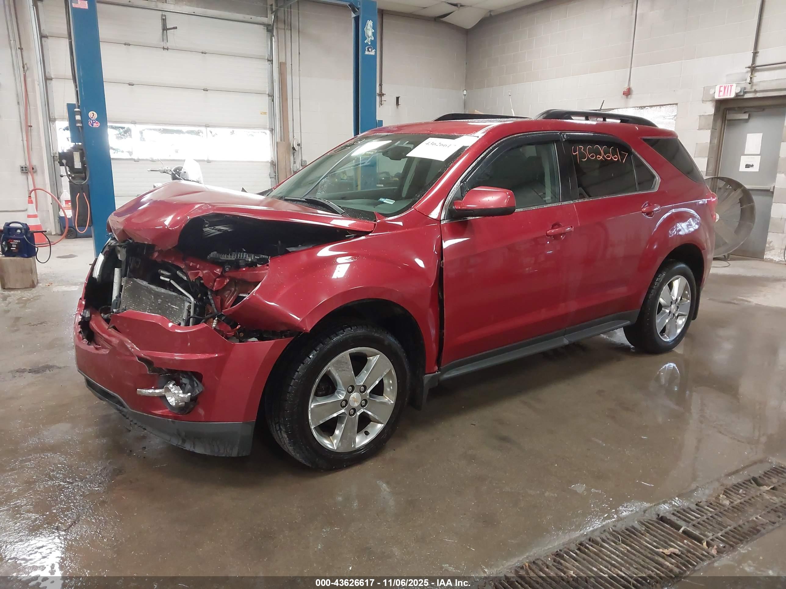 CHEVROLET EQUINOX image 2