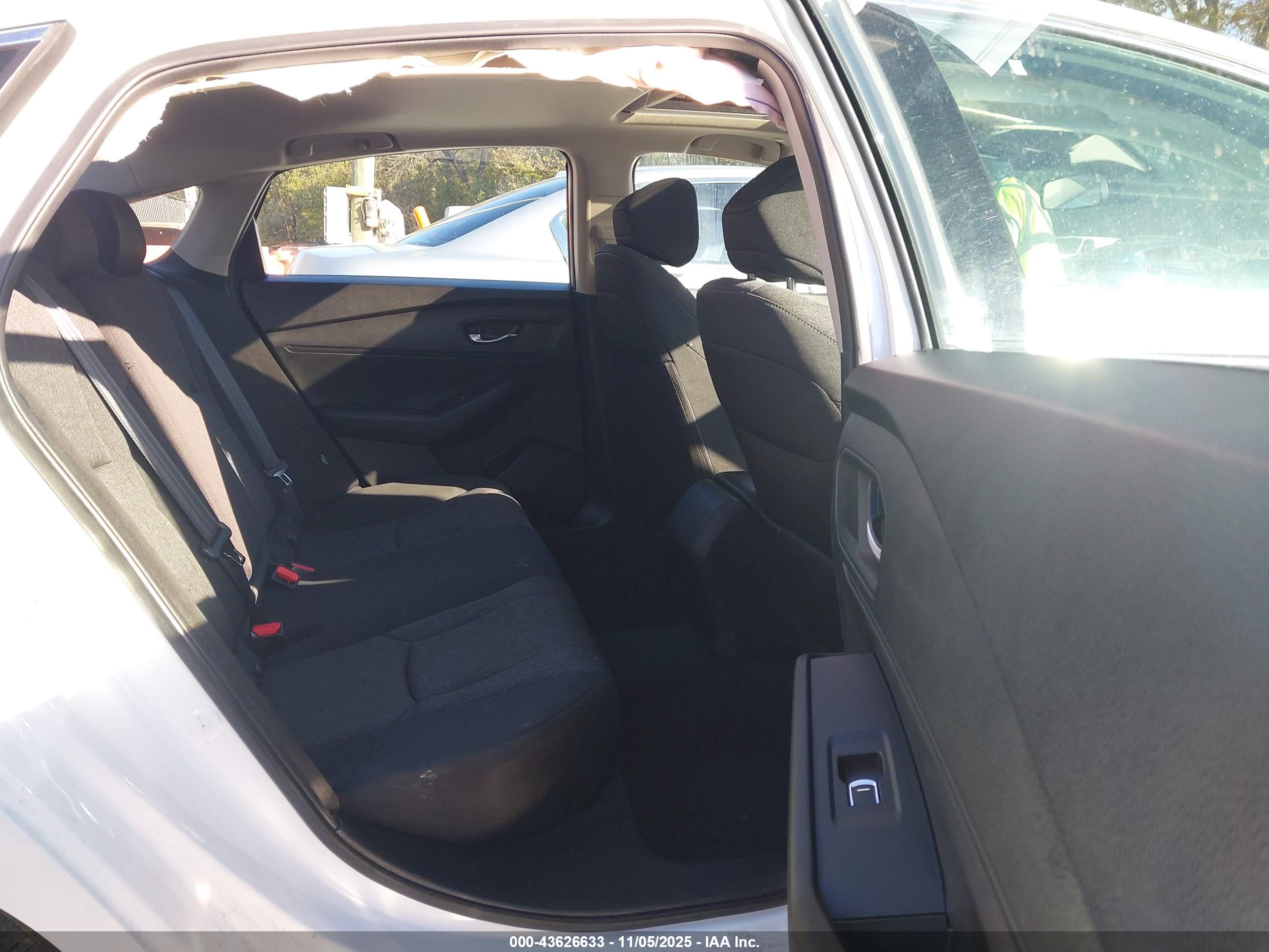 HONDA ACCORD image 8