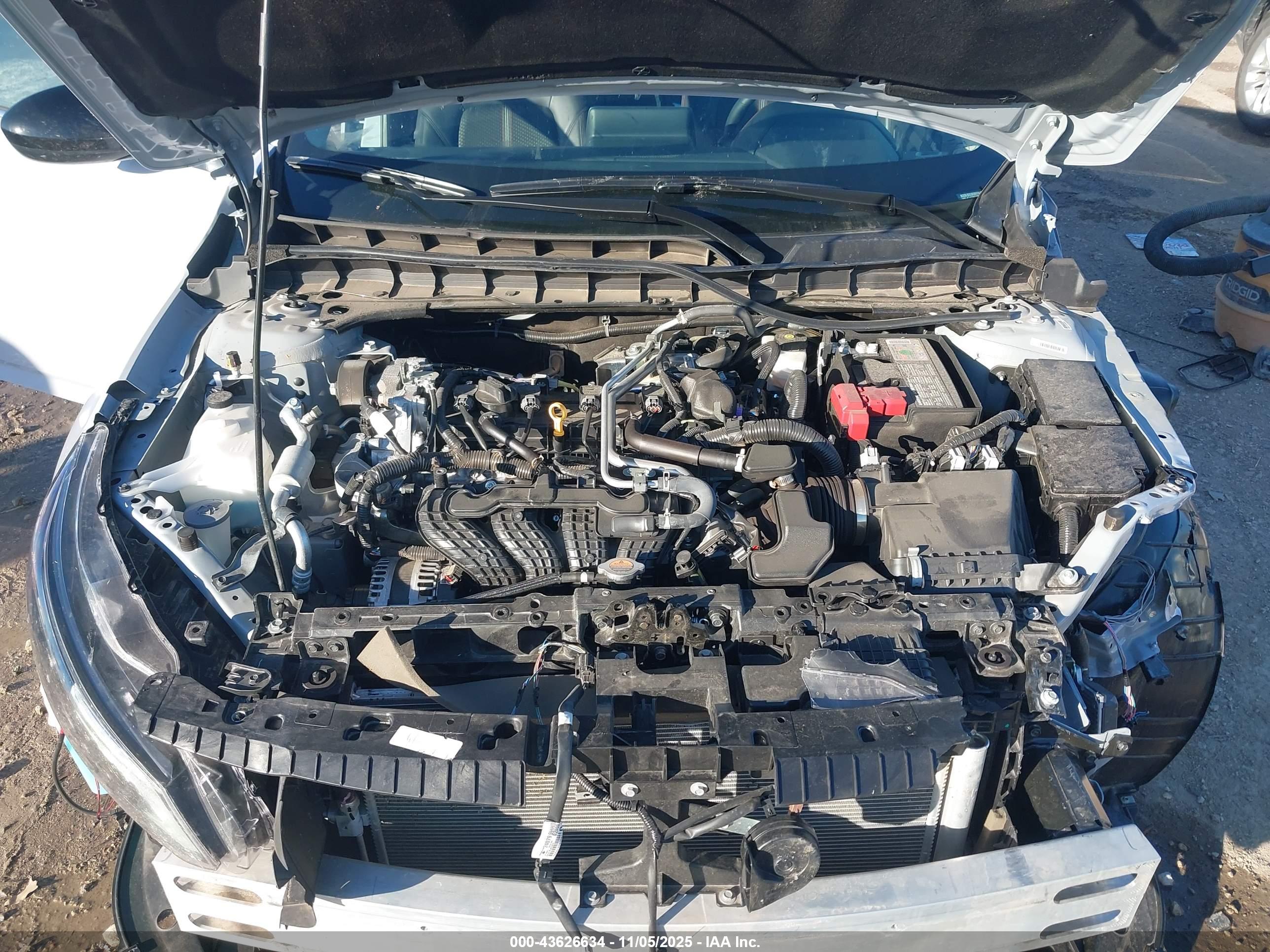 NISSAN ALTIMA image 10