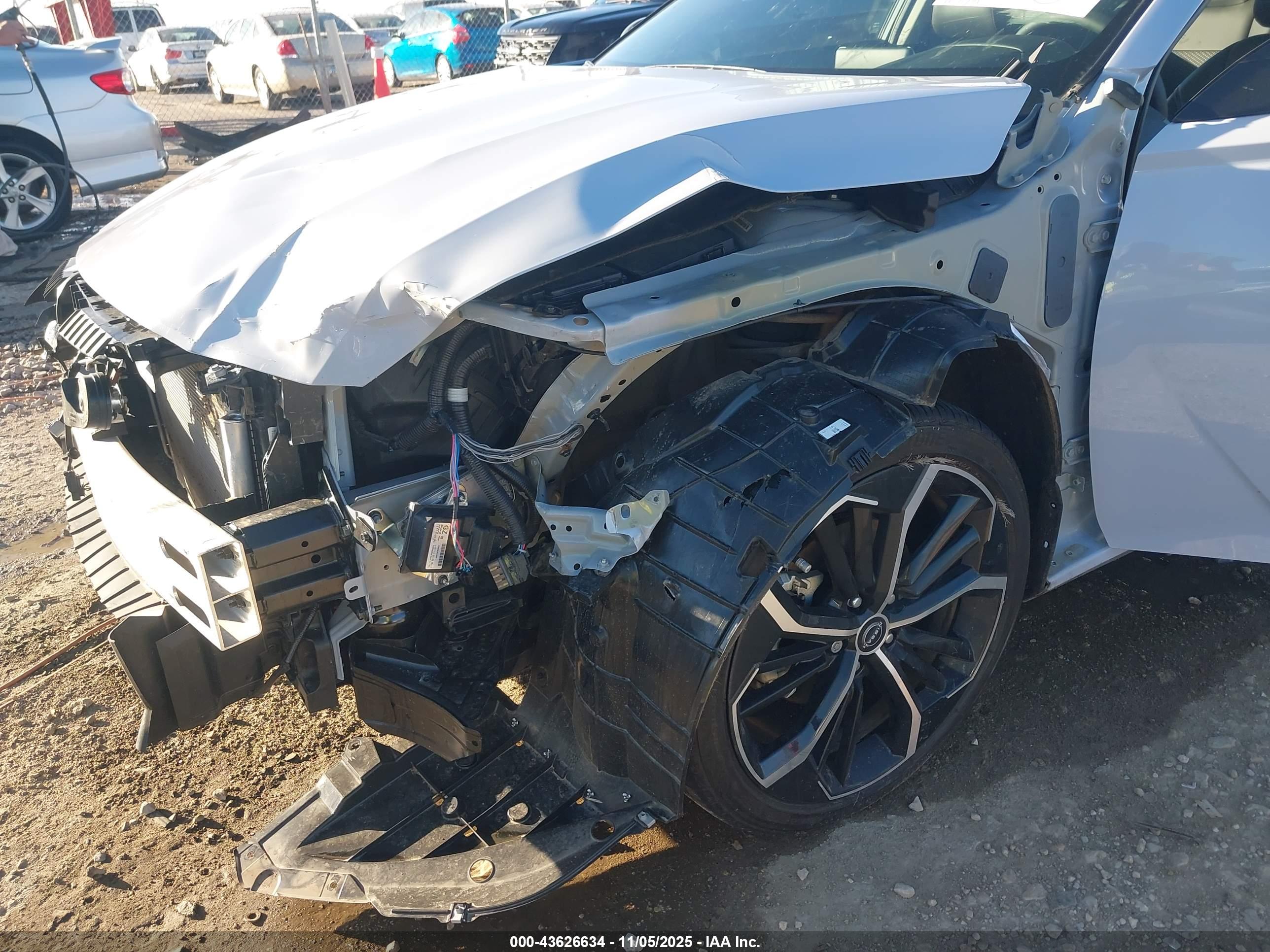 NISSAN ALTIMA image 6