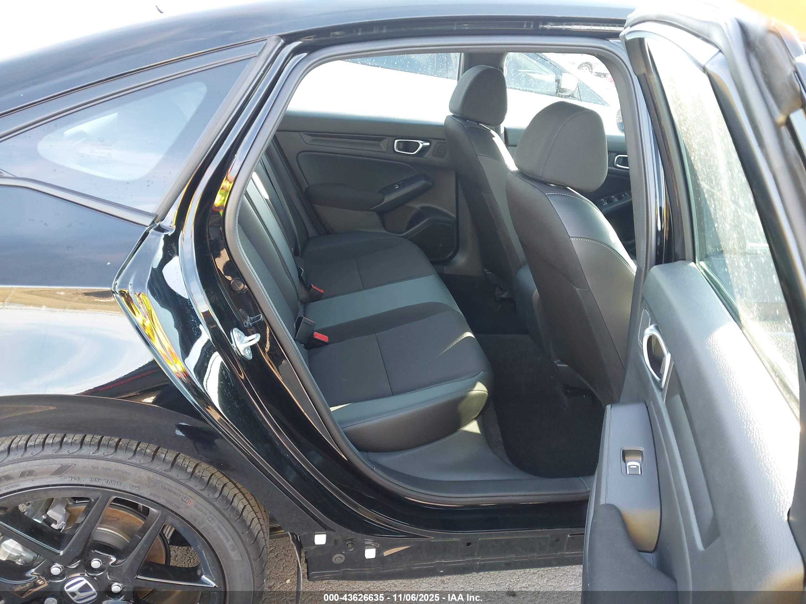HONDA CIVIC image 8