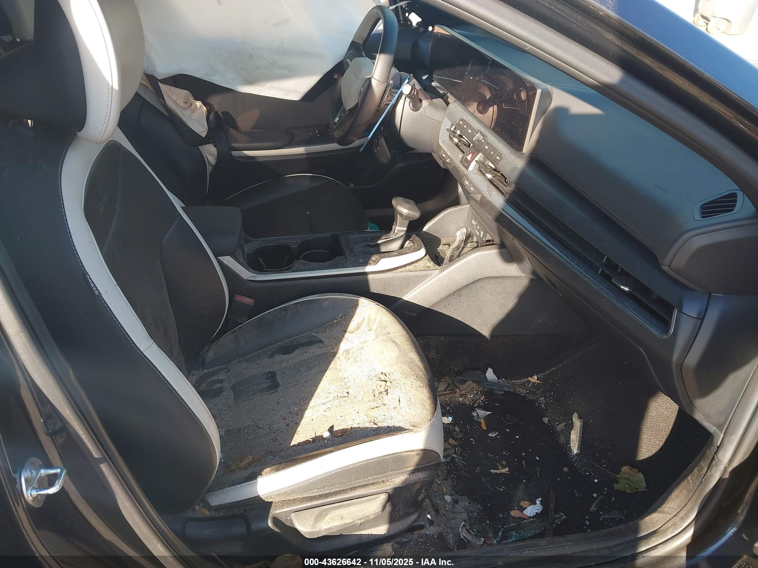 KIA K4 image 5