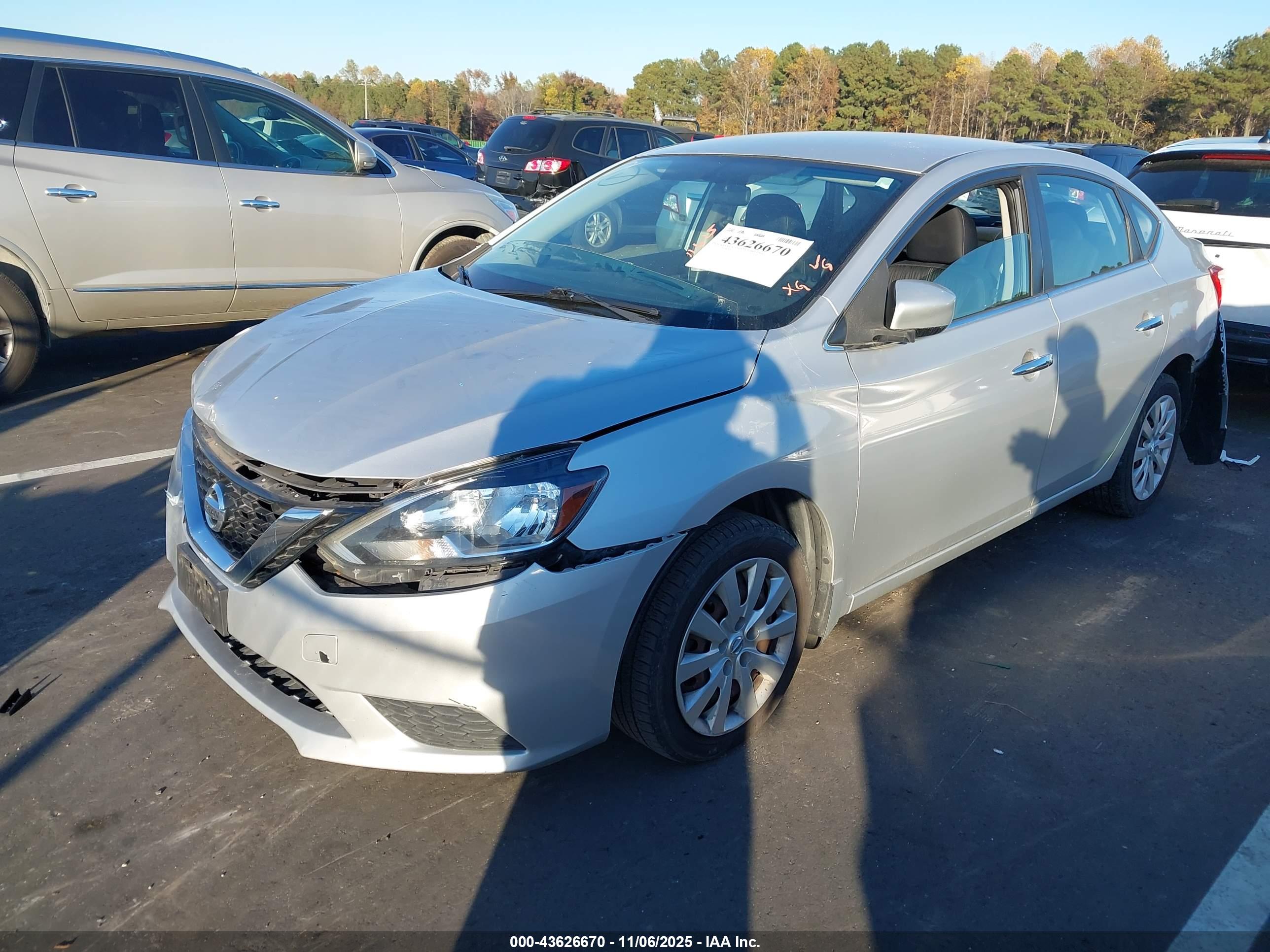 NISSAN SENTRA image 2