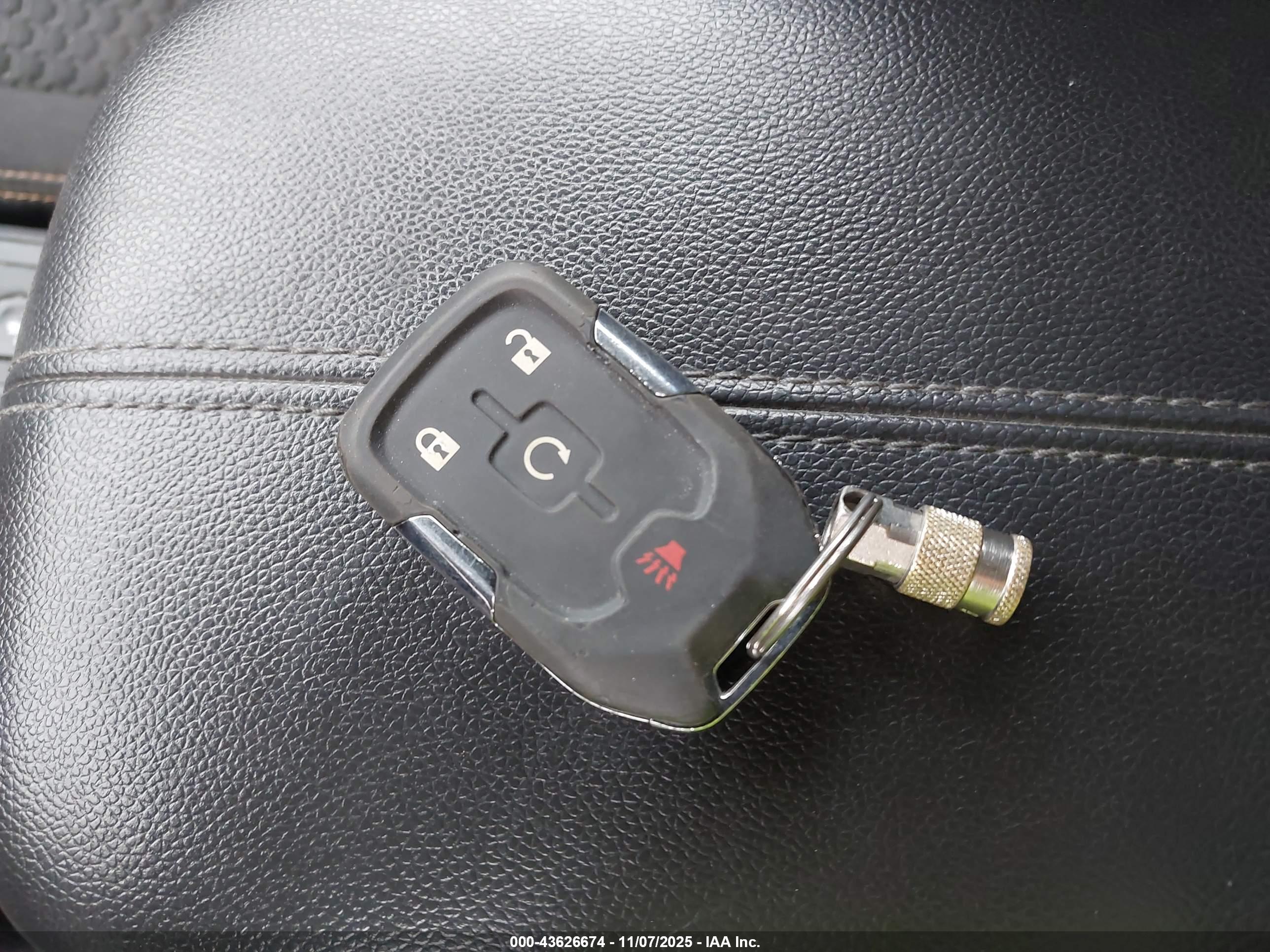 GMC TERRAIN image 11