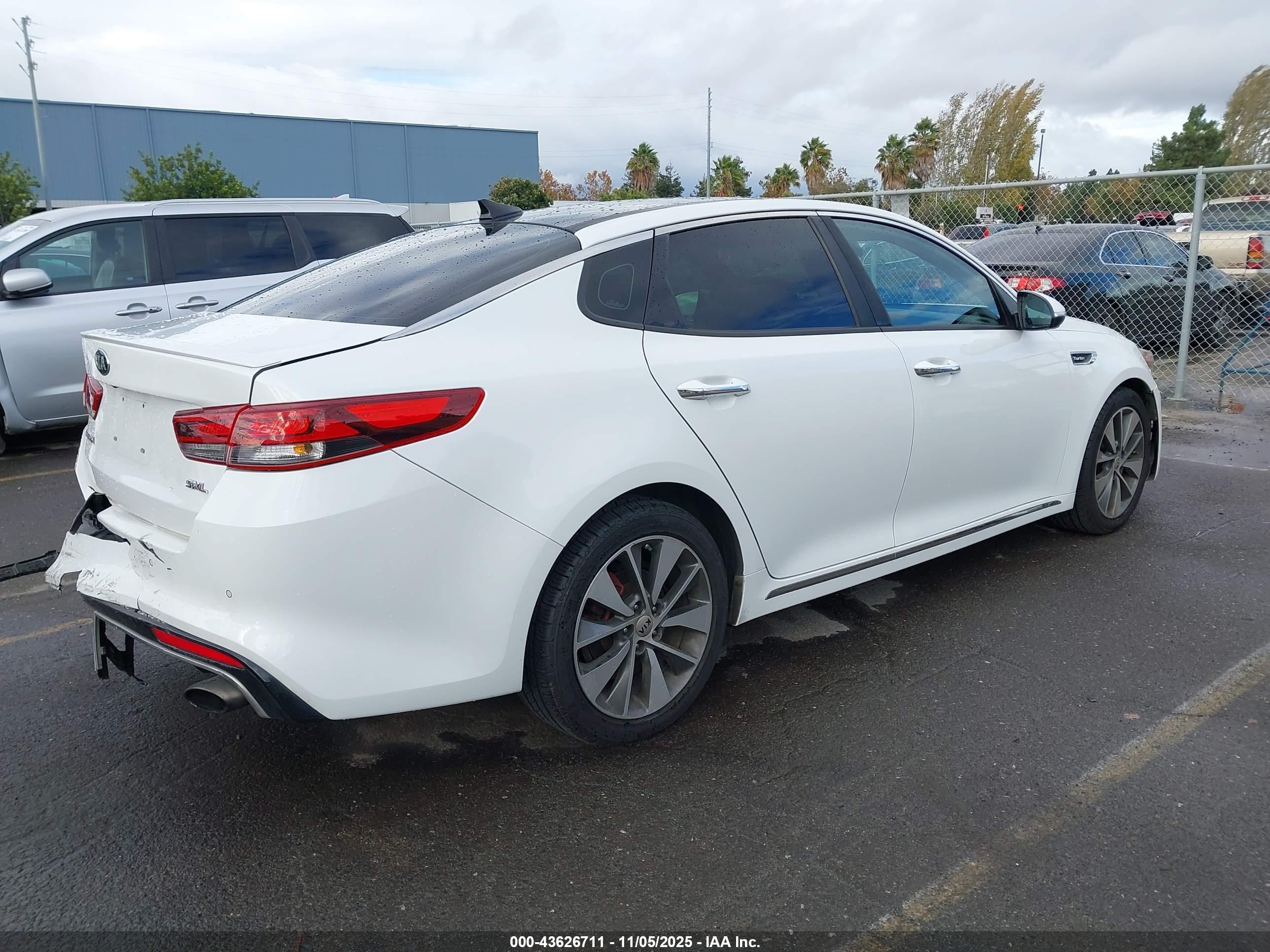 KIA OPTIMA image 4