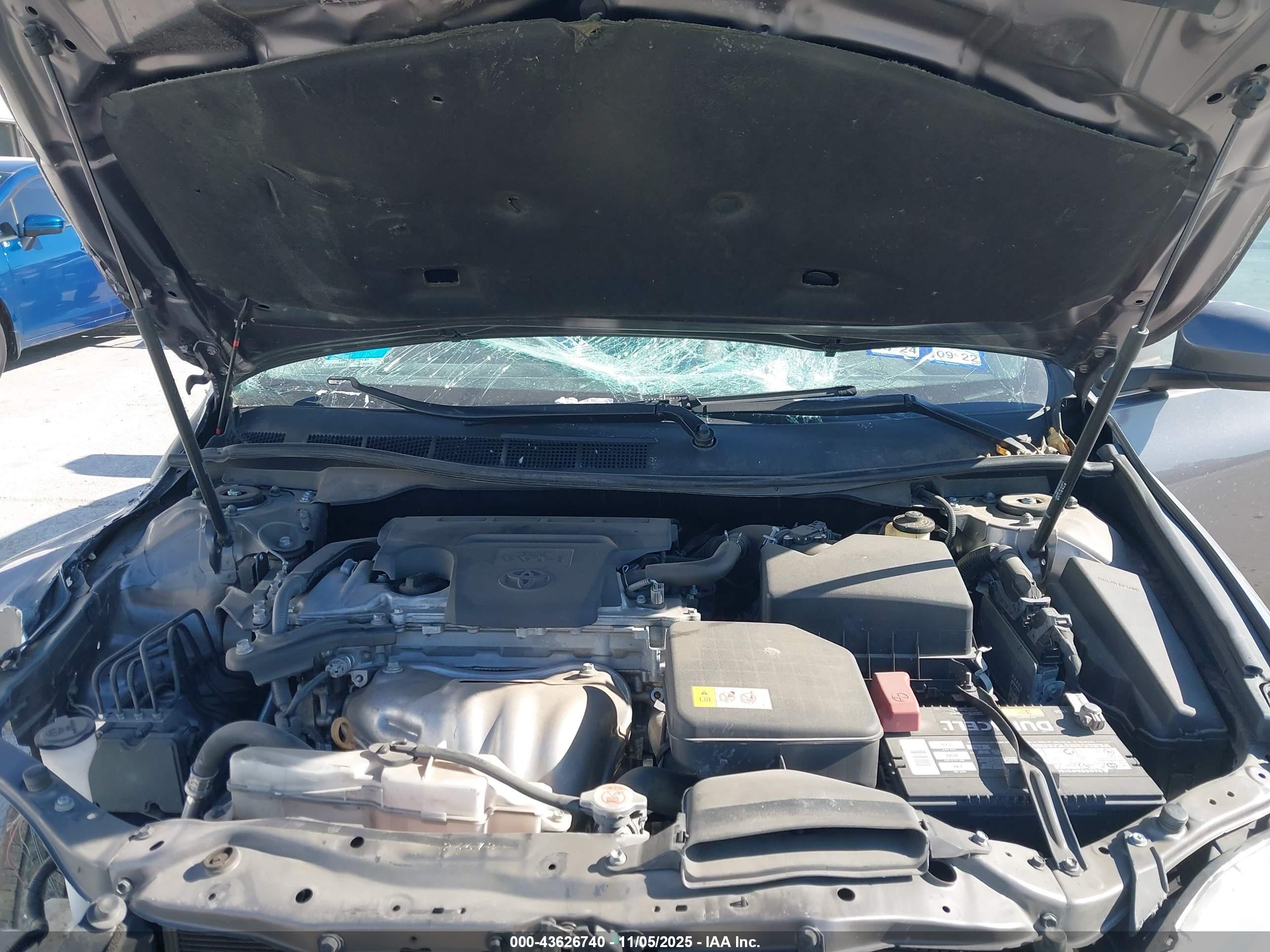 TOYOTA CAMRY image 10