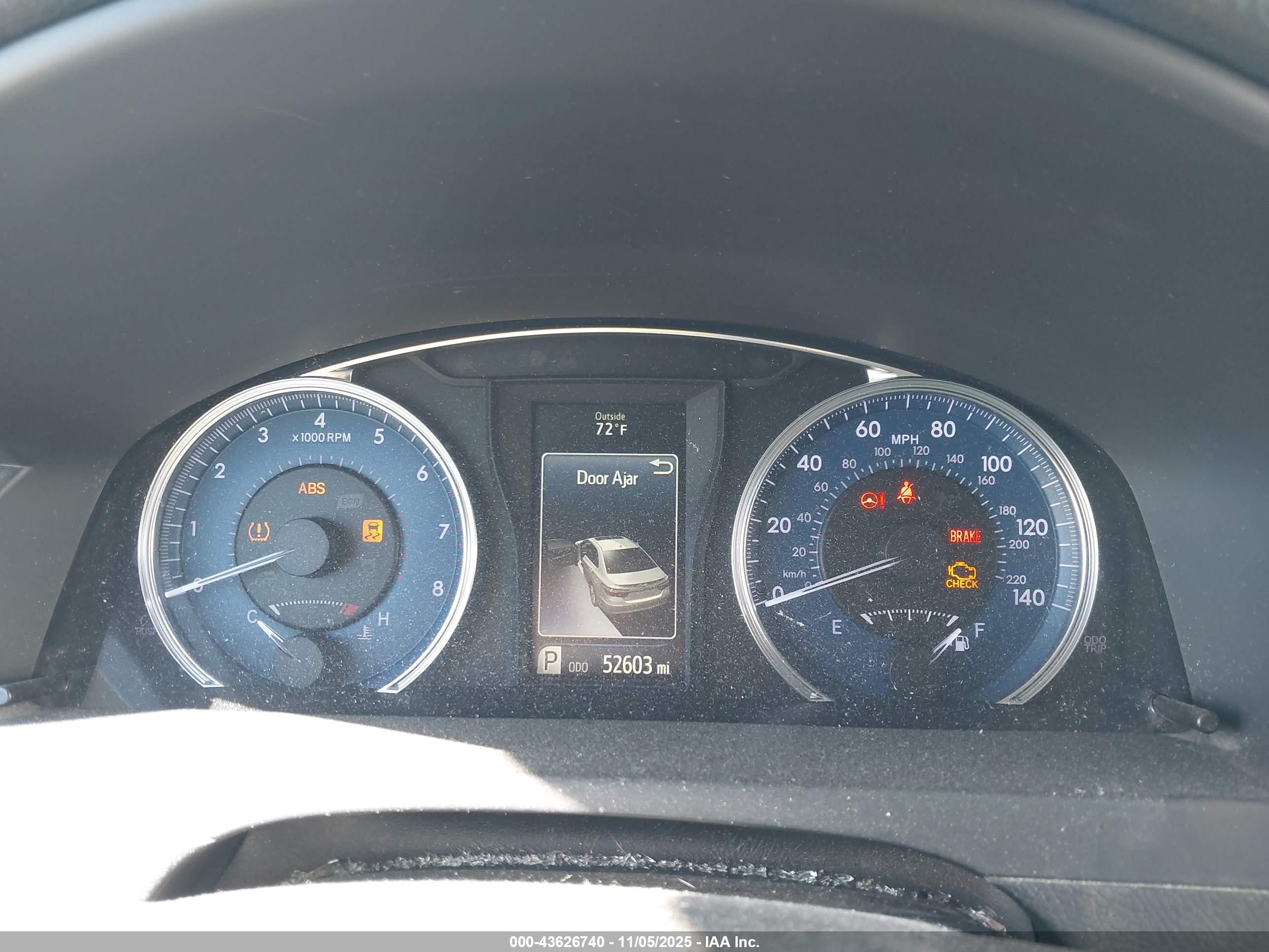 TOYOTA CAMRY image 7