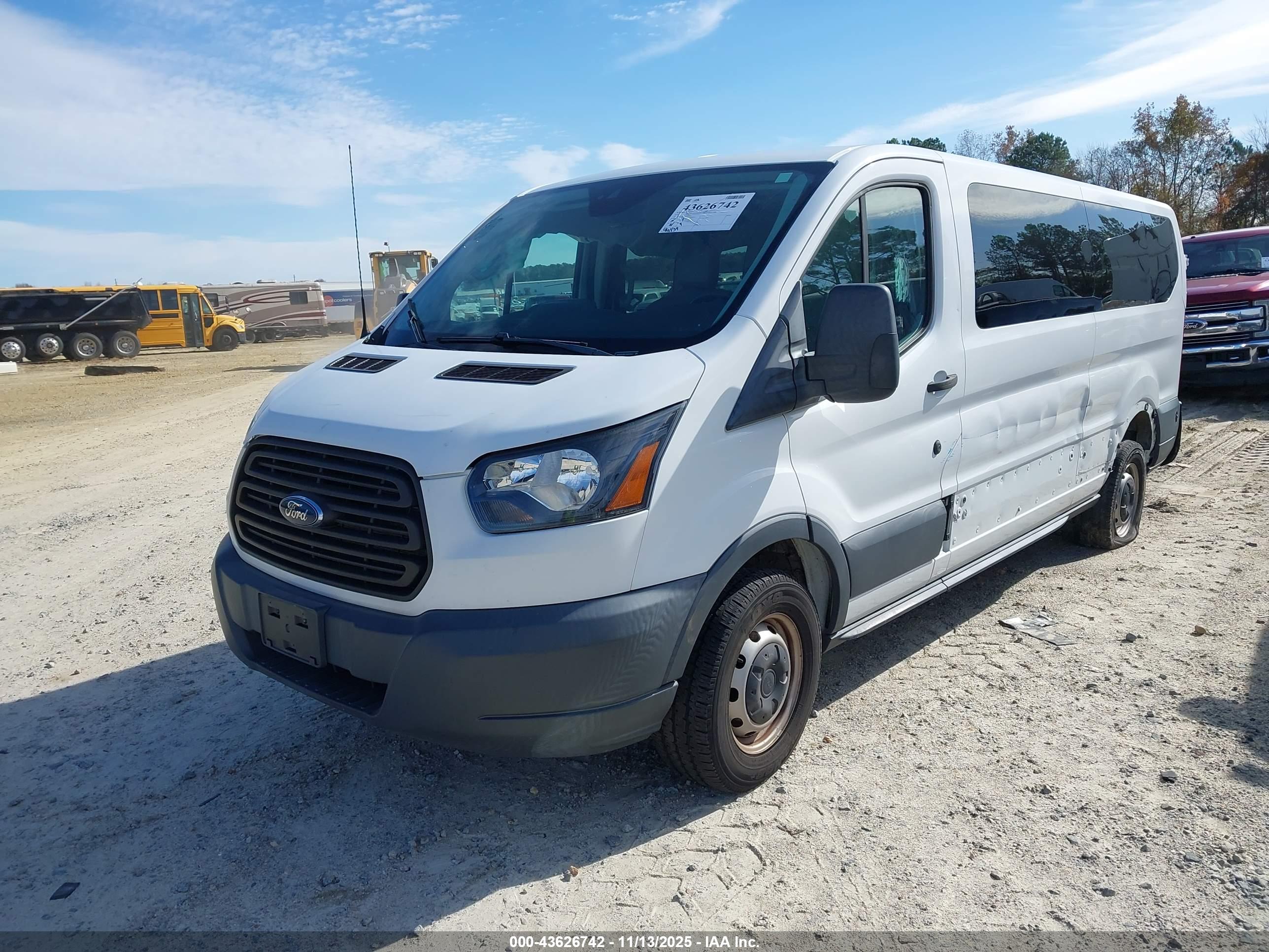 FORD TRANSIT-350 image 2