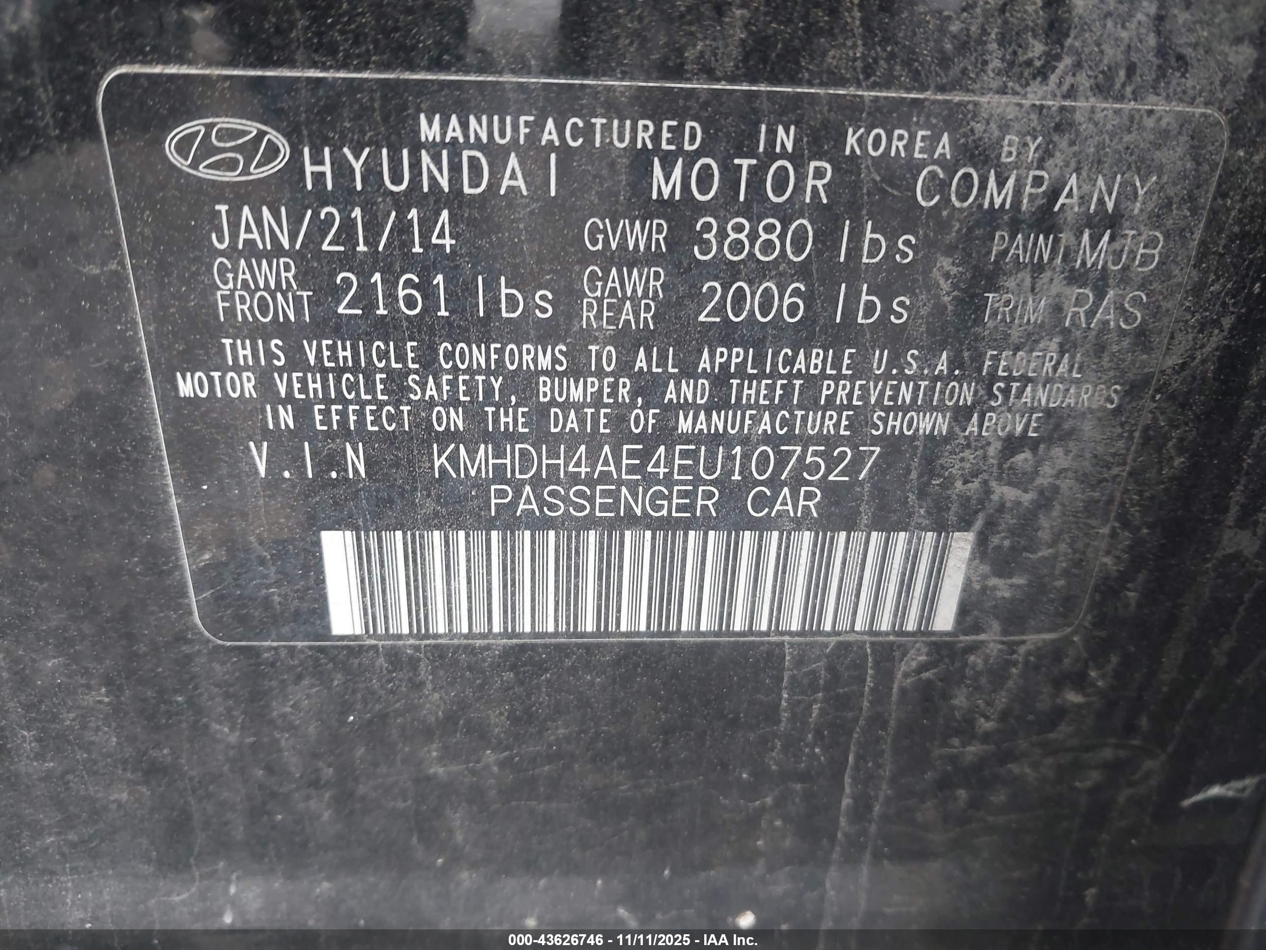 HYUNDAI ELANTRA image 9