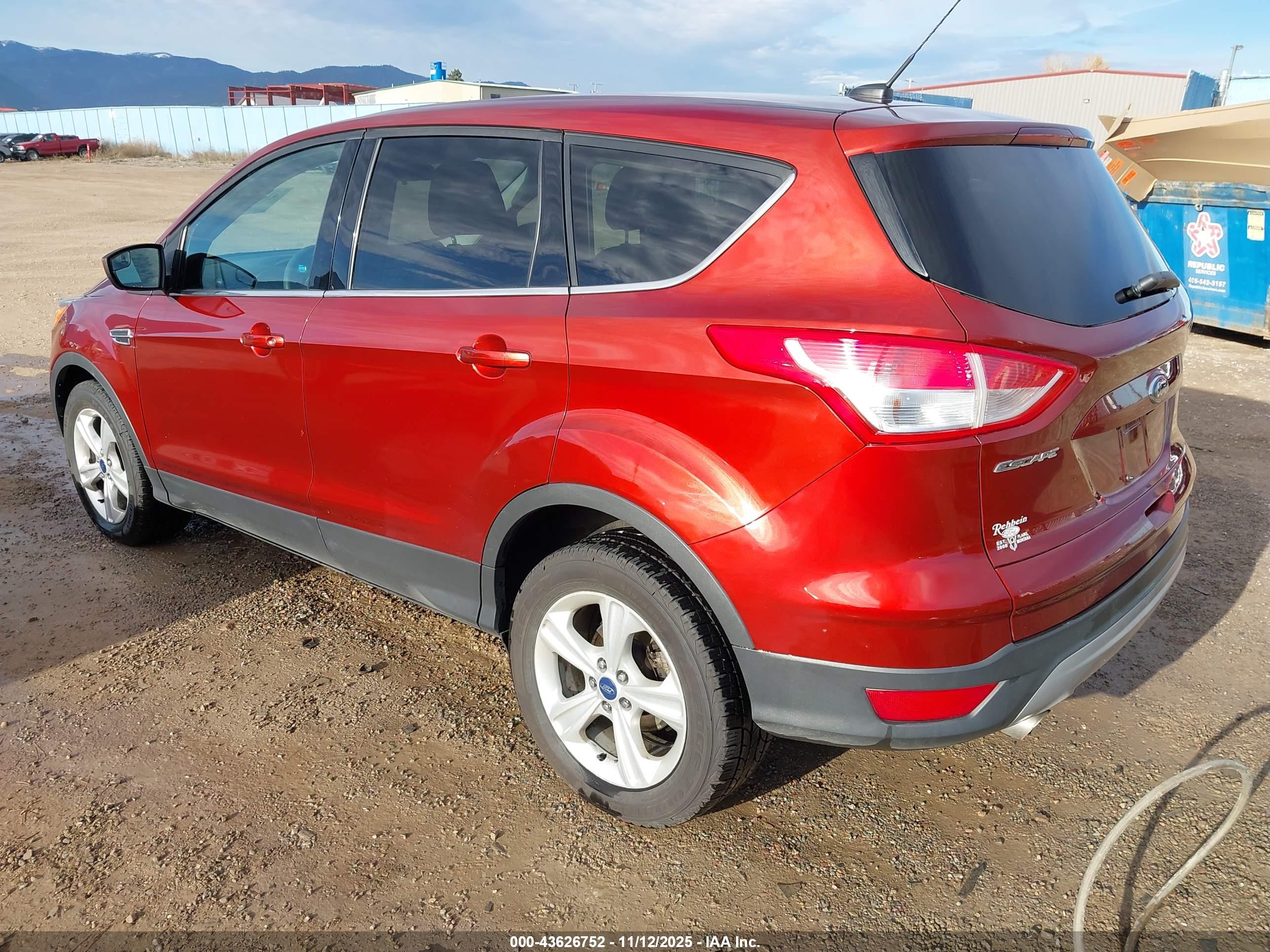 FORD ESCAPE image 3