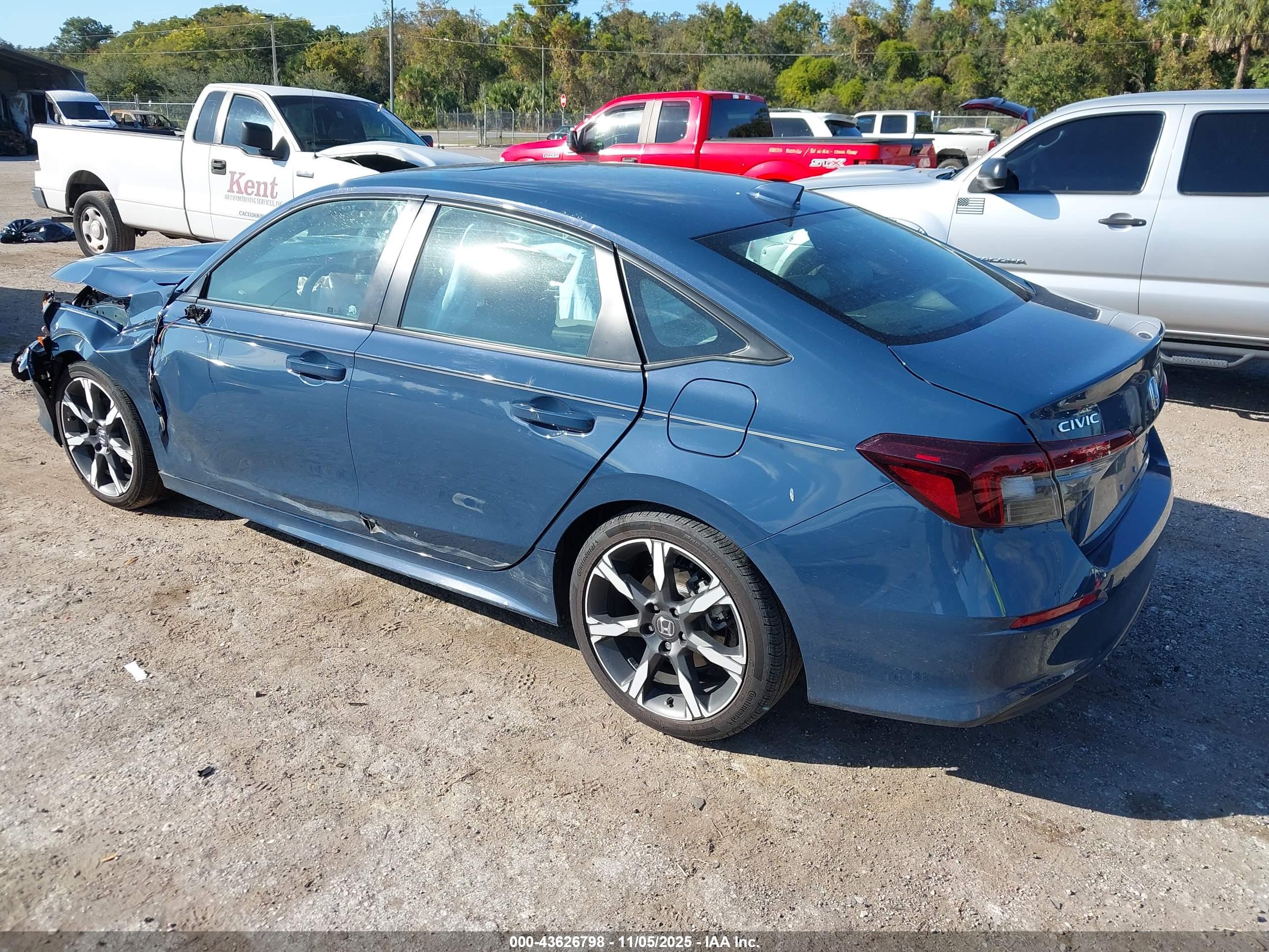 HONDA CIVIC image 3