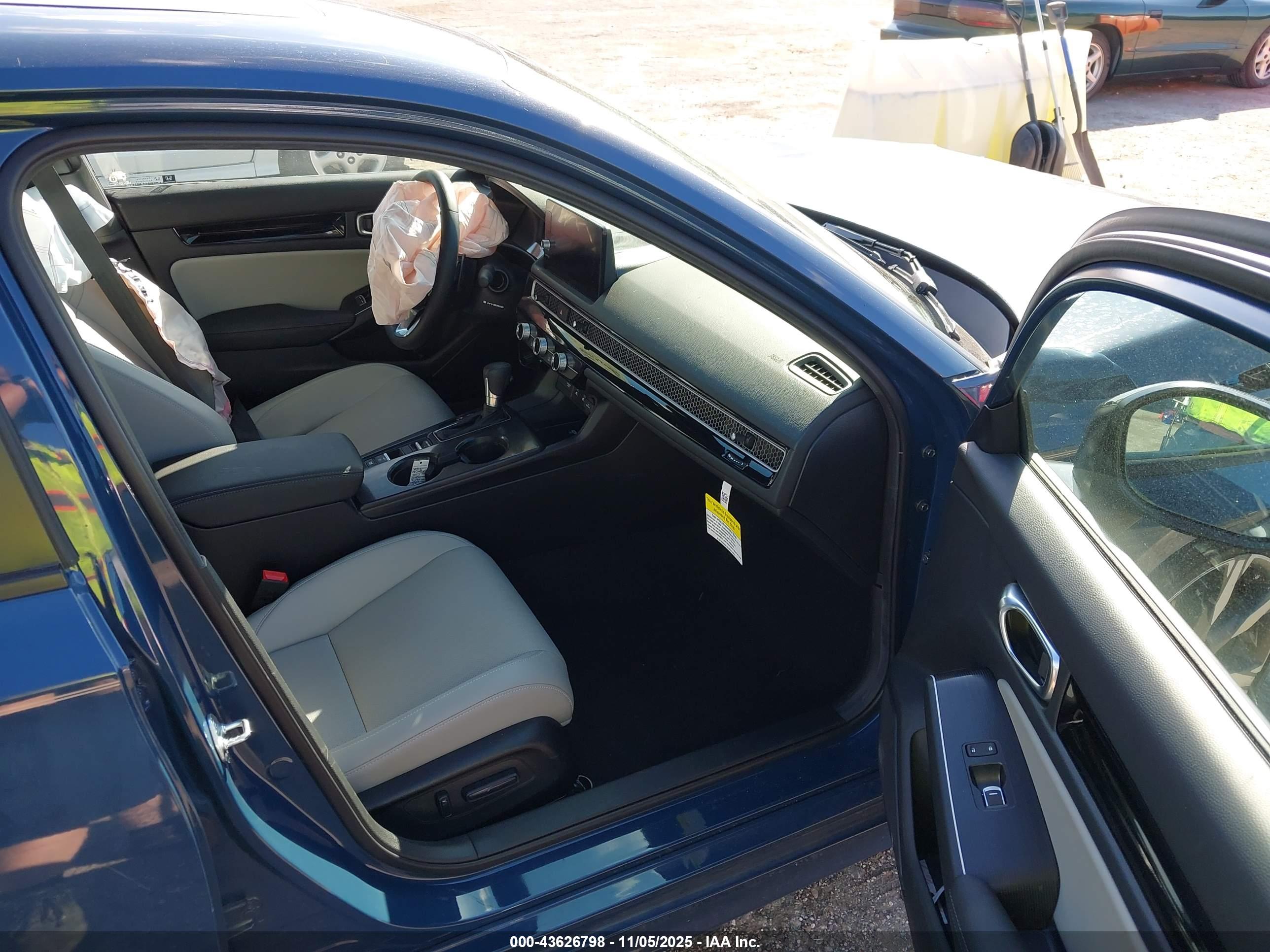 HONDA CIVIC image 5