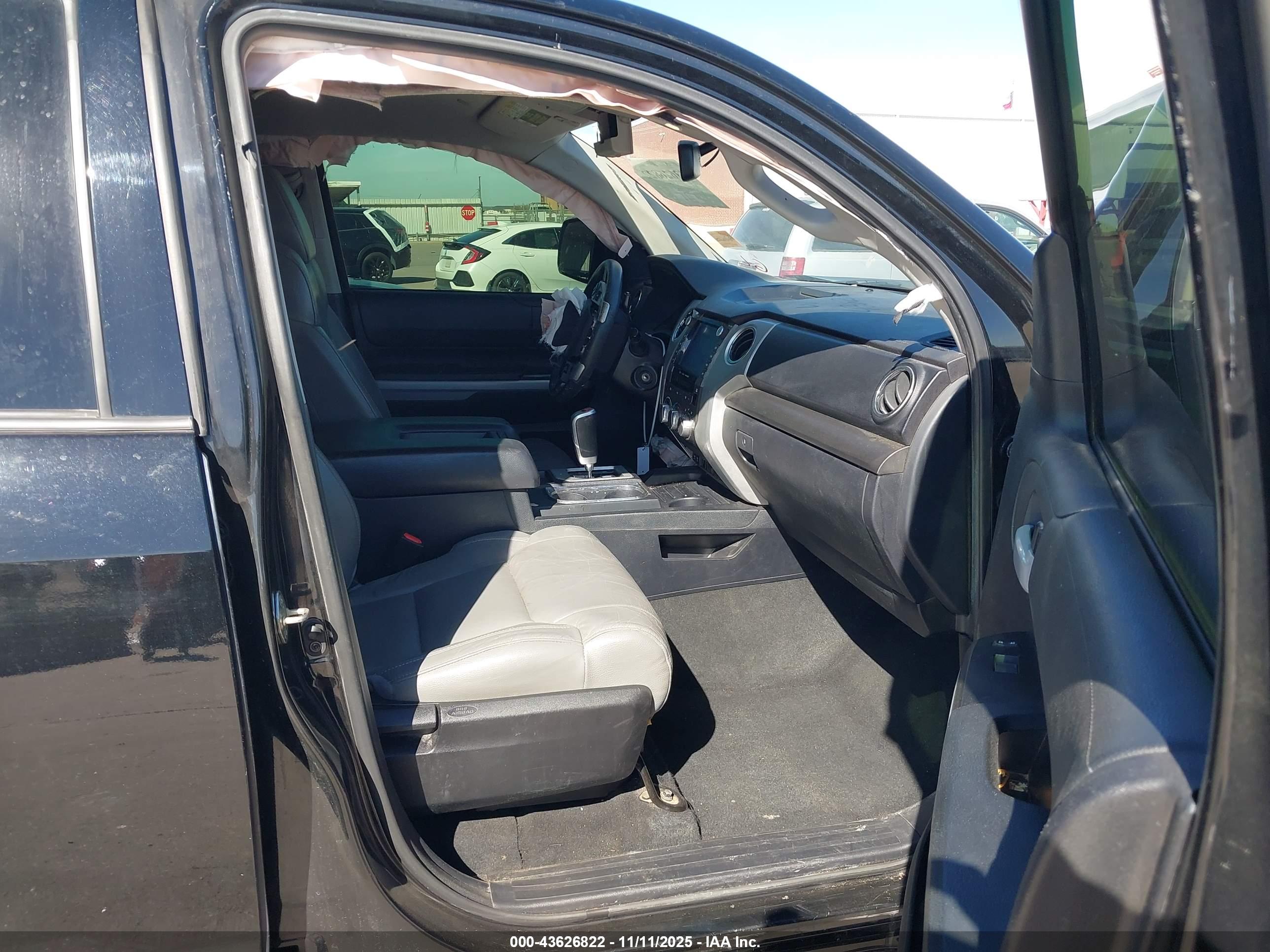 TOYOTA TUNDRA image 5