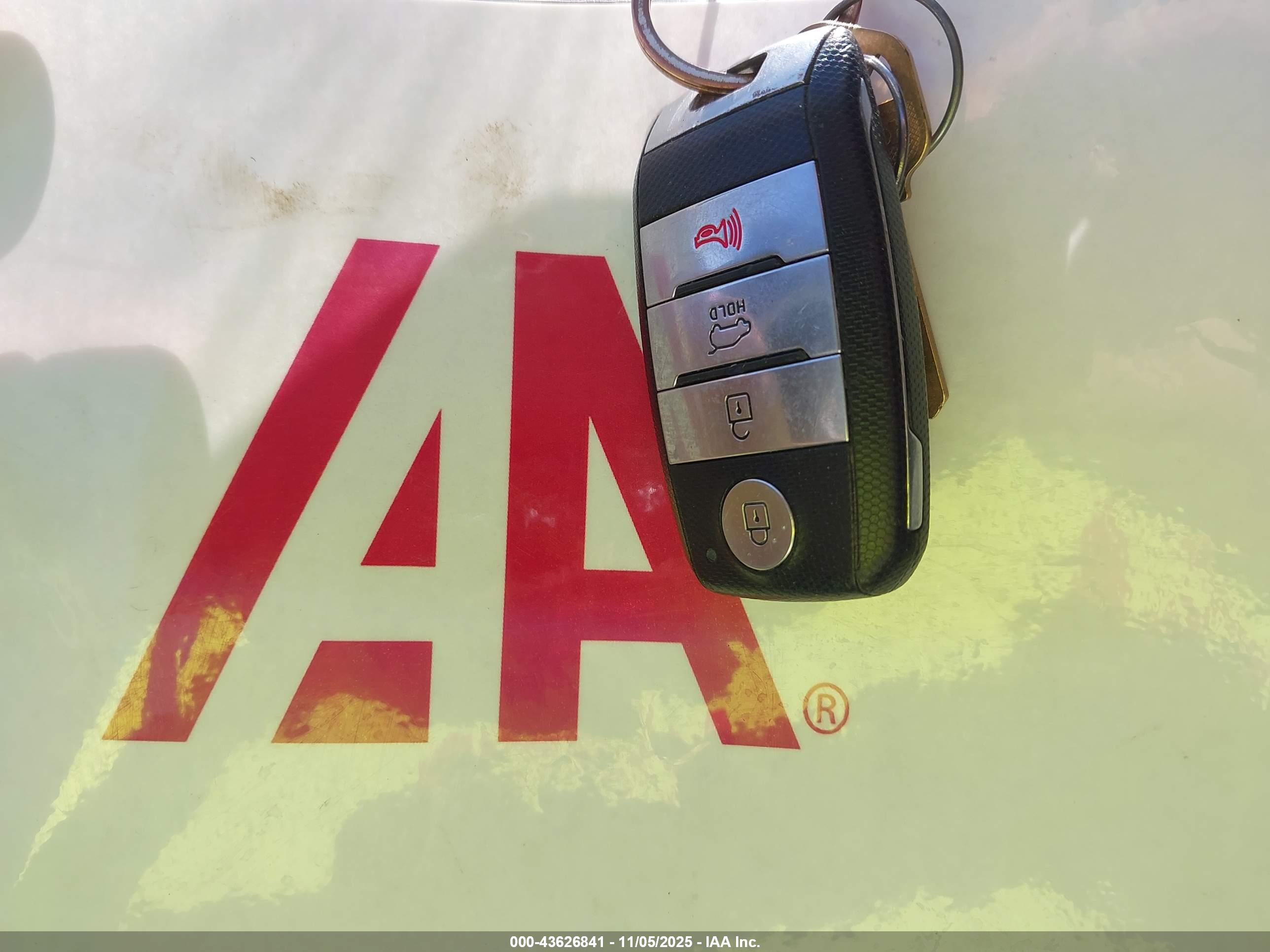 KIA SORENTO image 11