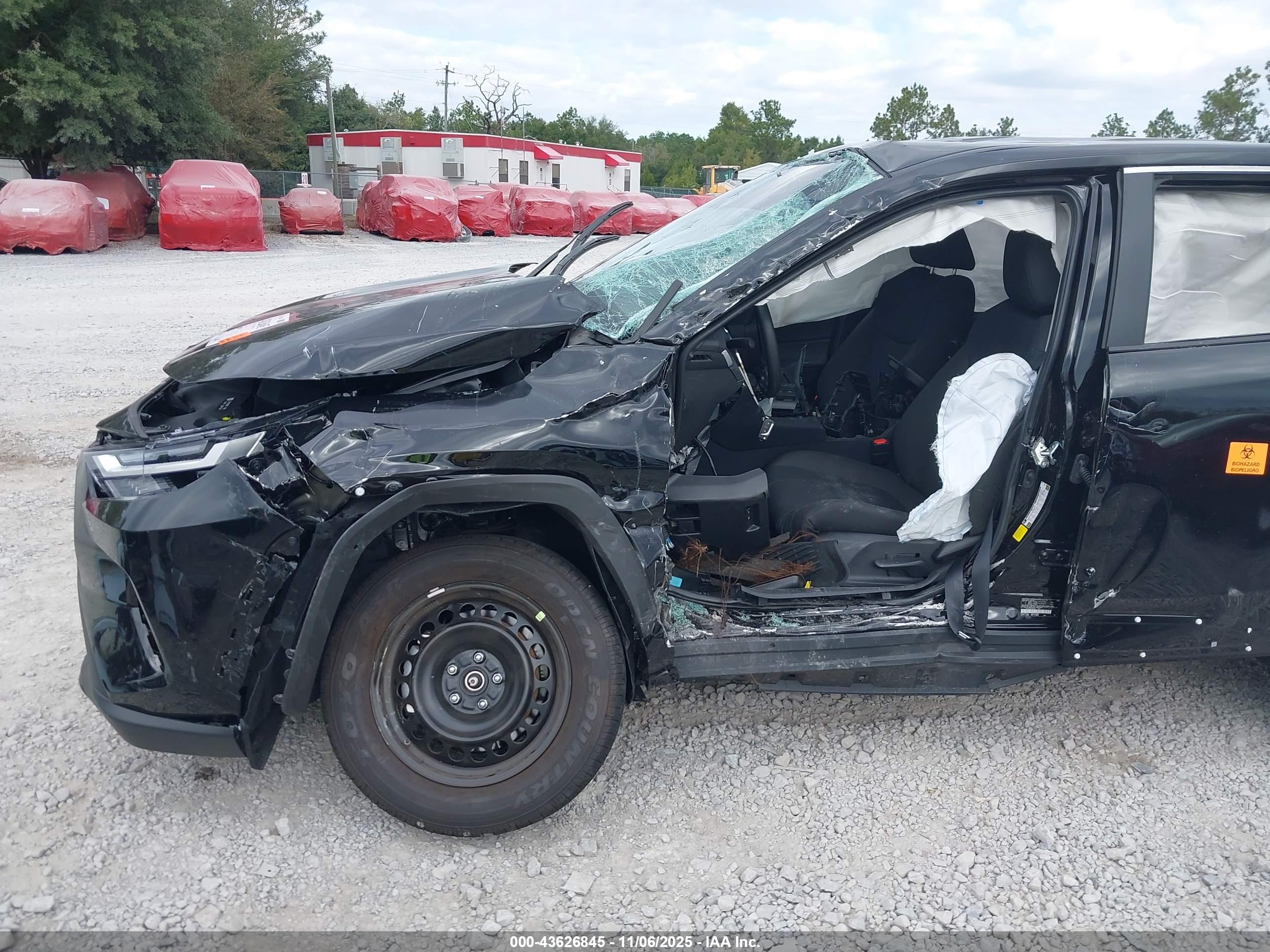 TOYOTA RAV4 image 6