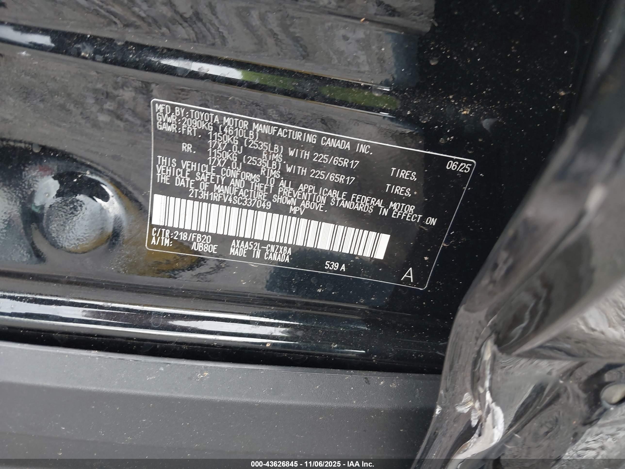 TOYOTA RAV4 image 9