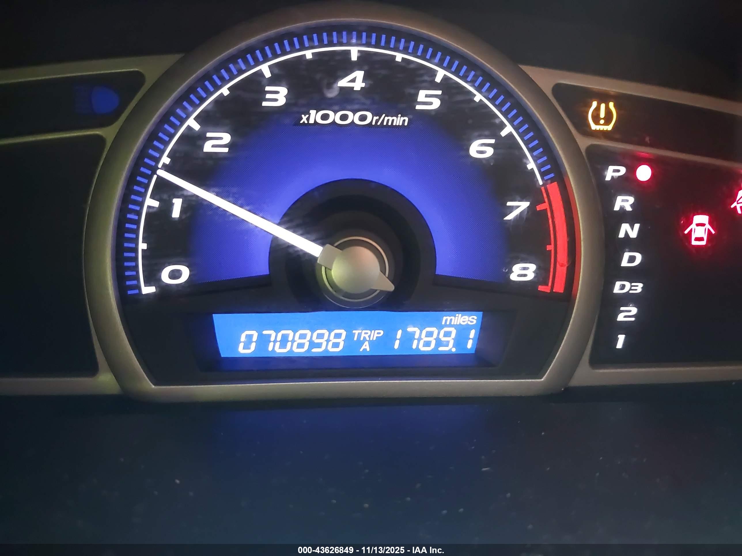 HONDA CIVIC image 7