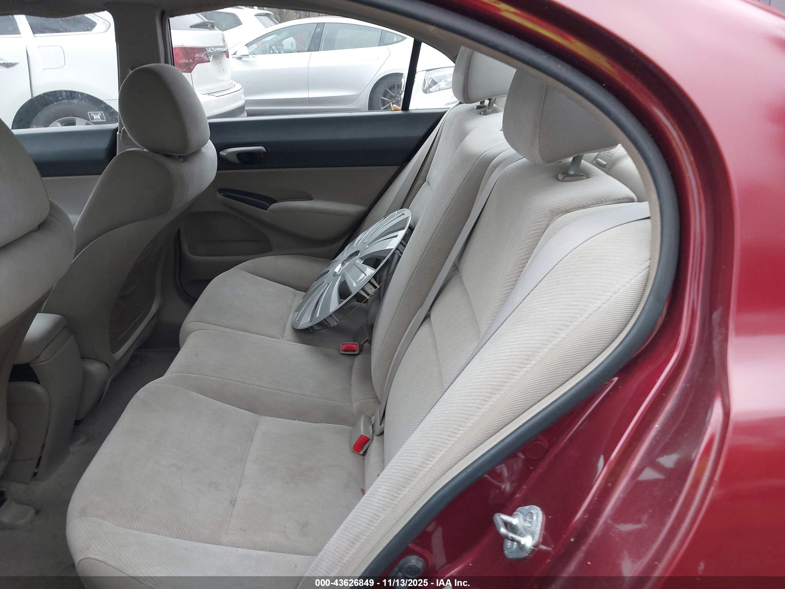 HONDA CIVIC image 8