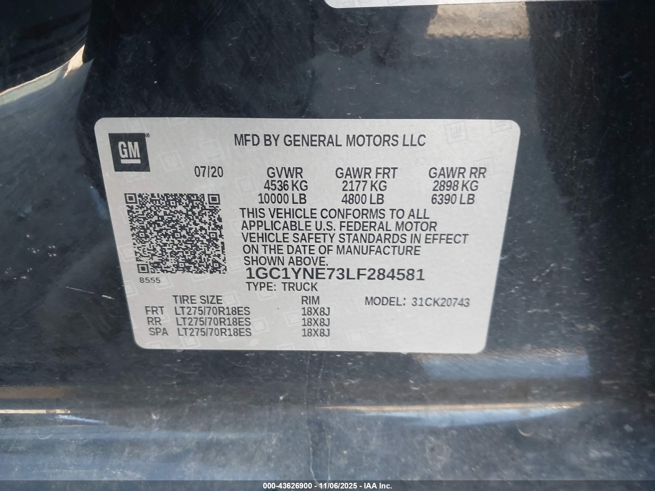 CHEVROLET SILVERADO image 9